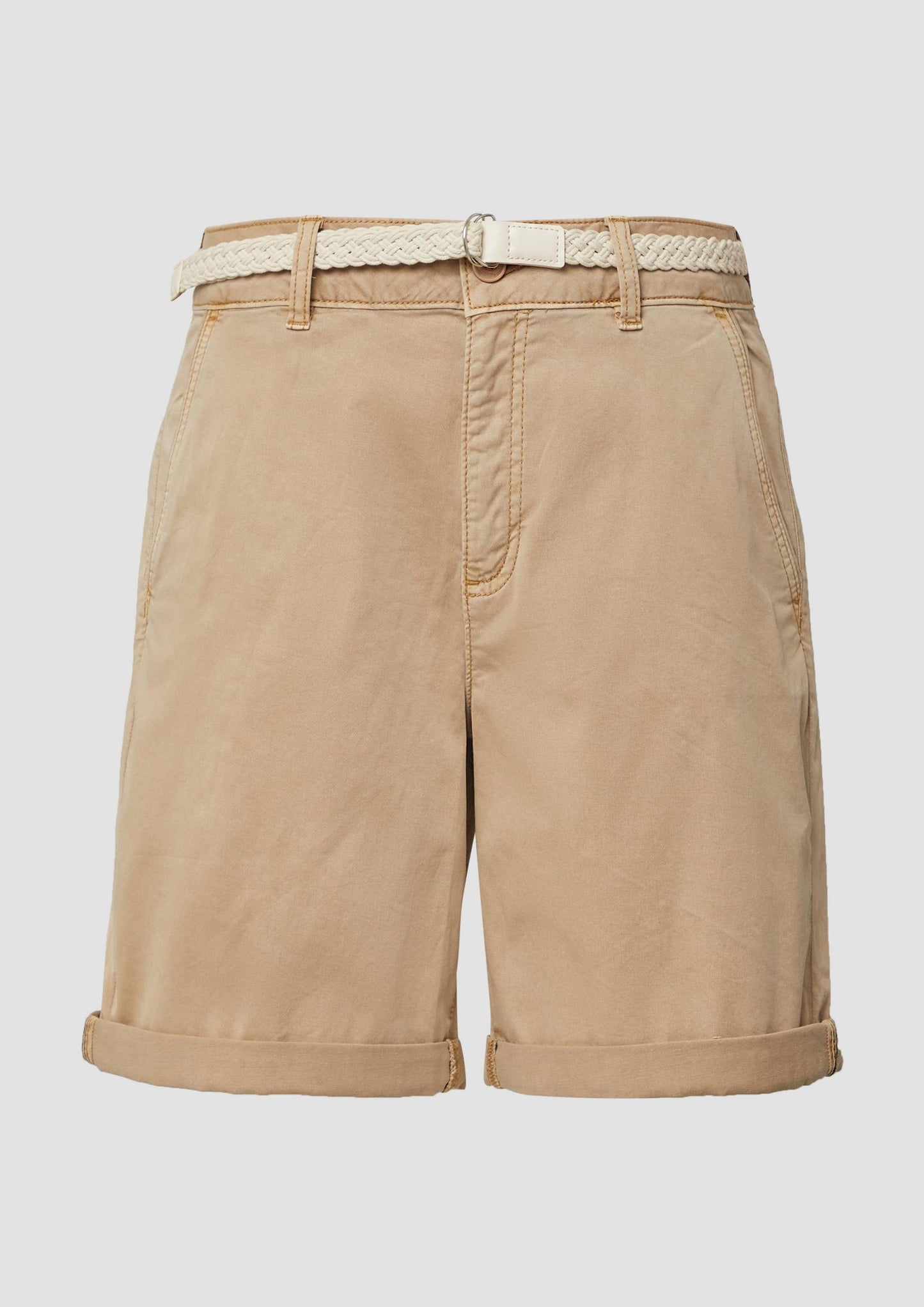 s.Oliver - Shorts mit geflochtenem Gürtel und Garment Dye - Farbe: sandstein