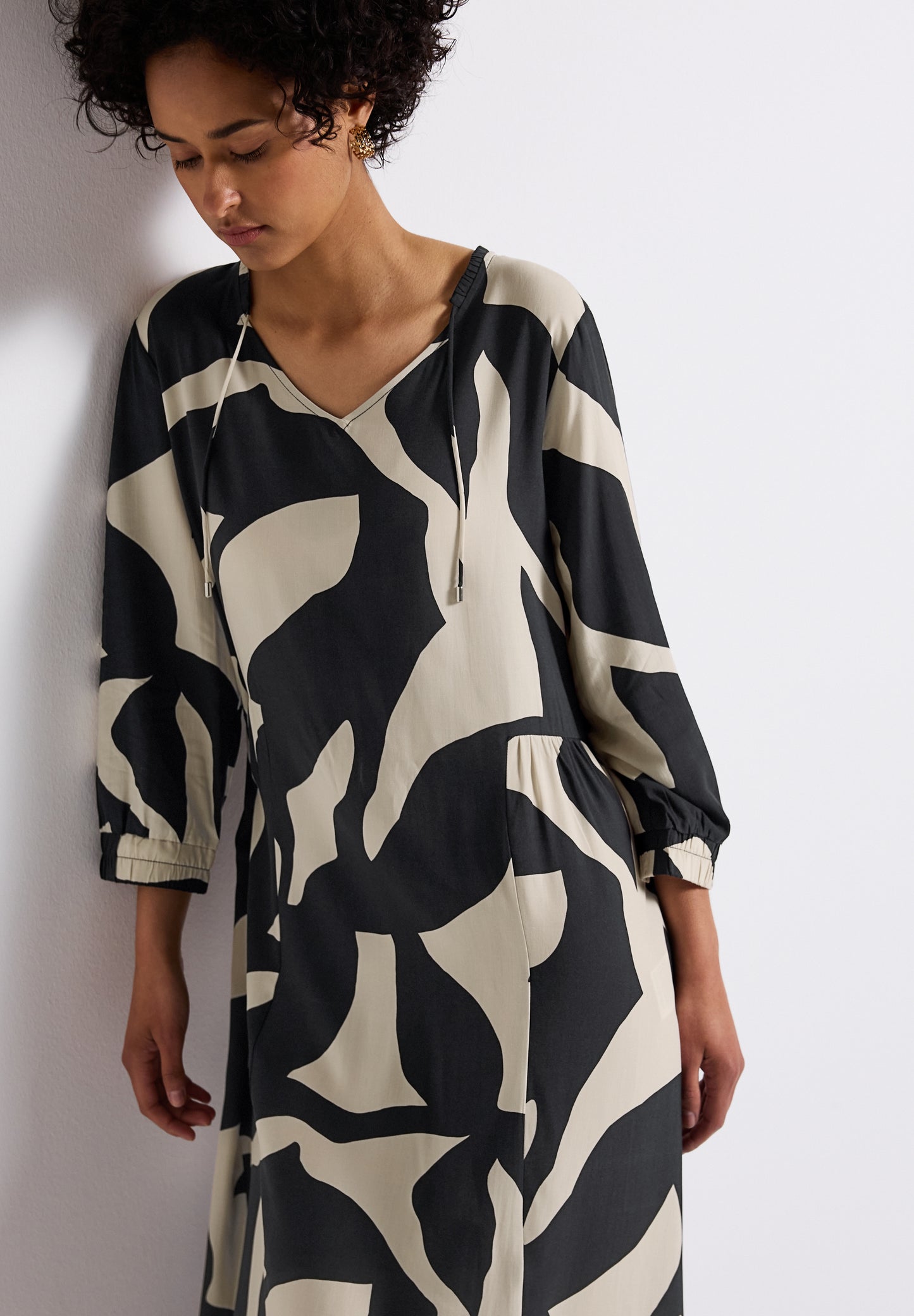 Street One Damen Kleid mit Muster - Farbe: whale tail grey