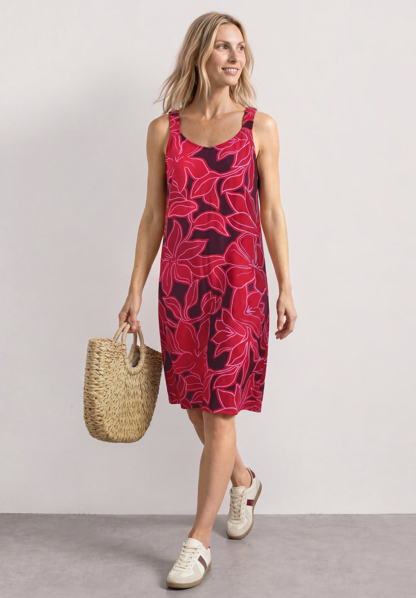 Street One - Knielanges Kleid mit gerafften Trägern - Farbe: salsa red