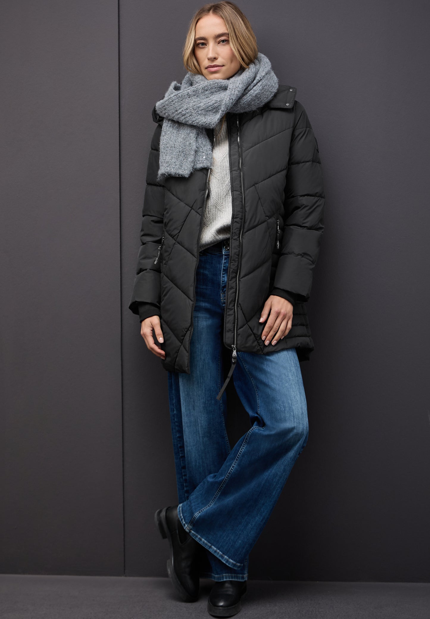 Street One Steppjacke in Midi-Länge - Farbe: Black