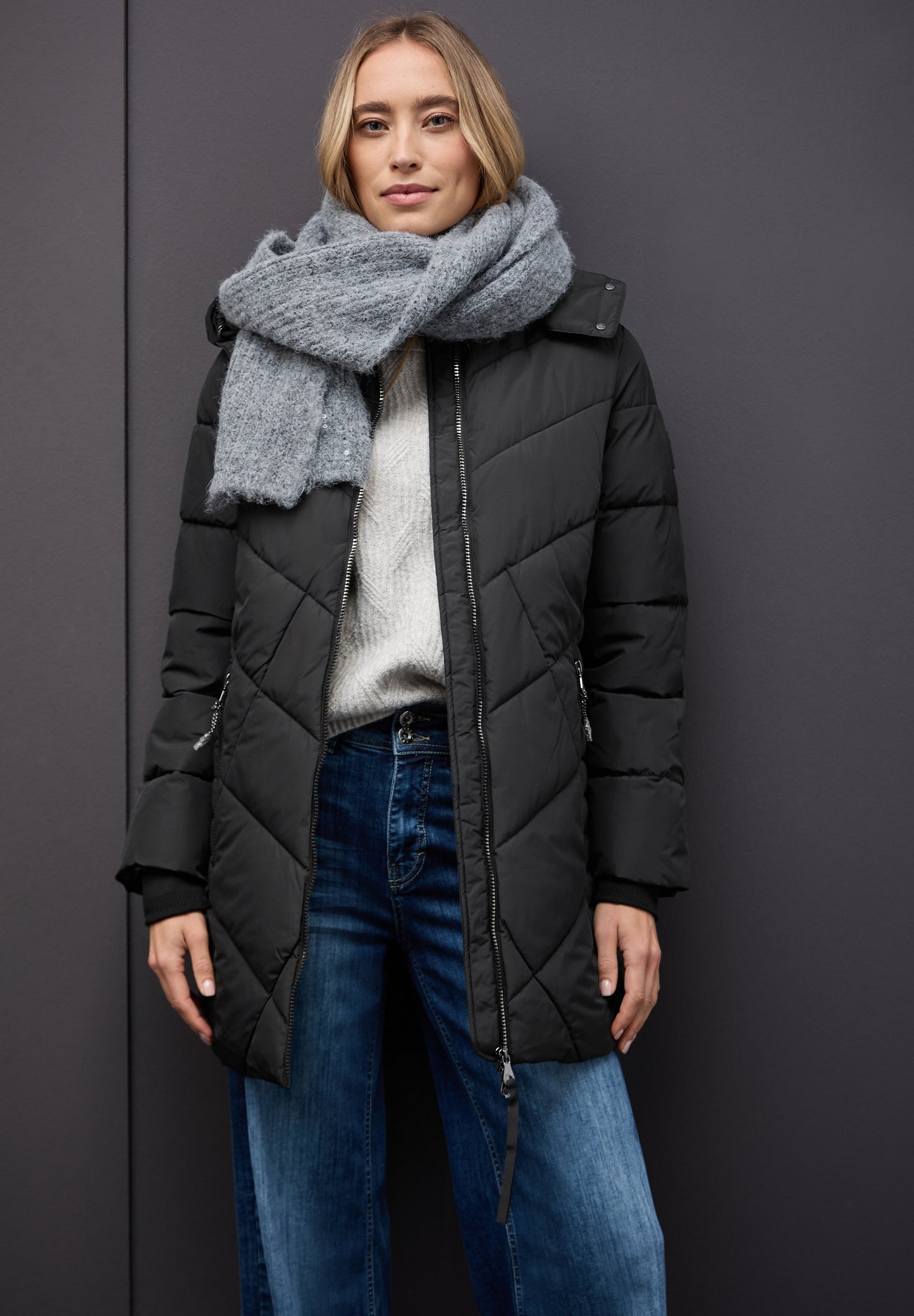 Street One Steppjacke in Midi-Länge - Farbe: Black