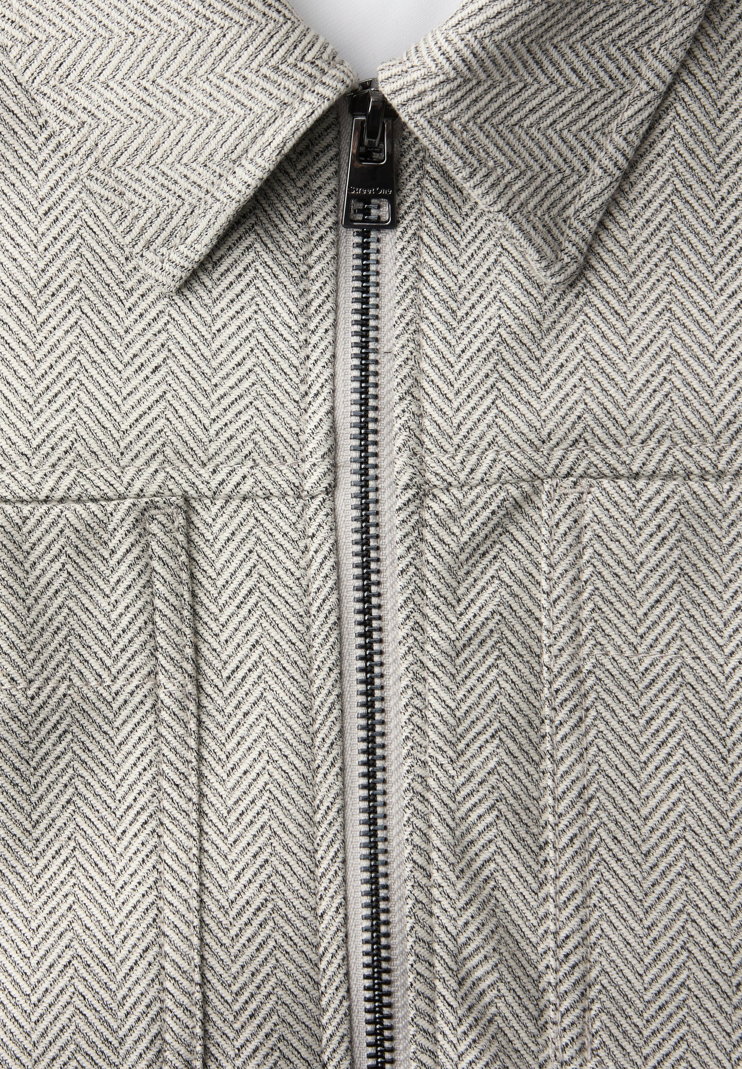 Street One - Jacke mit Fischgrätmuster und Zipper - Farbe: smoke beige