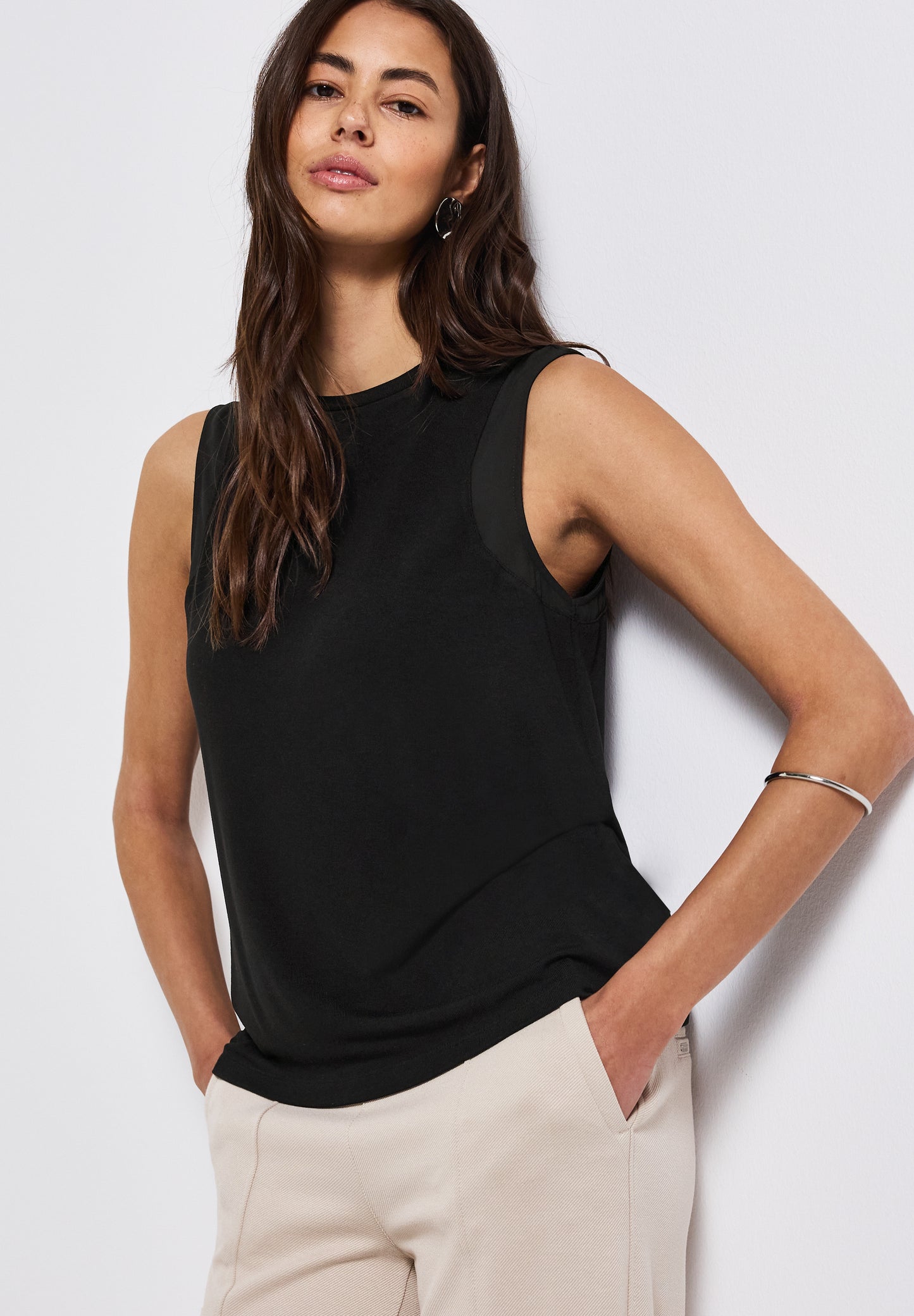 Street One Top mit Chiffondetails - Farbe: Black