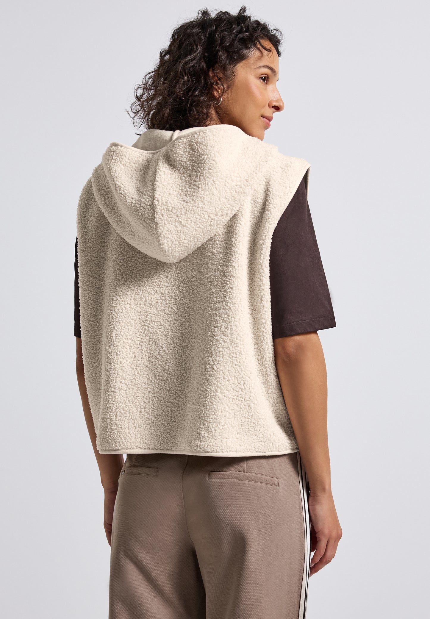 Street One Teddy-Weste mit Kapuze - Farbe: tusk cream
