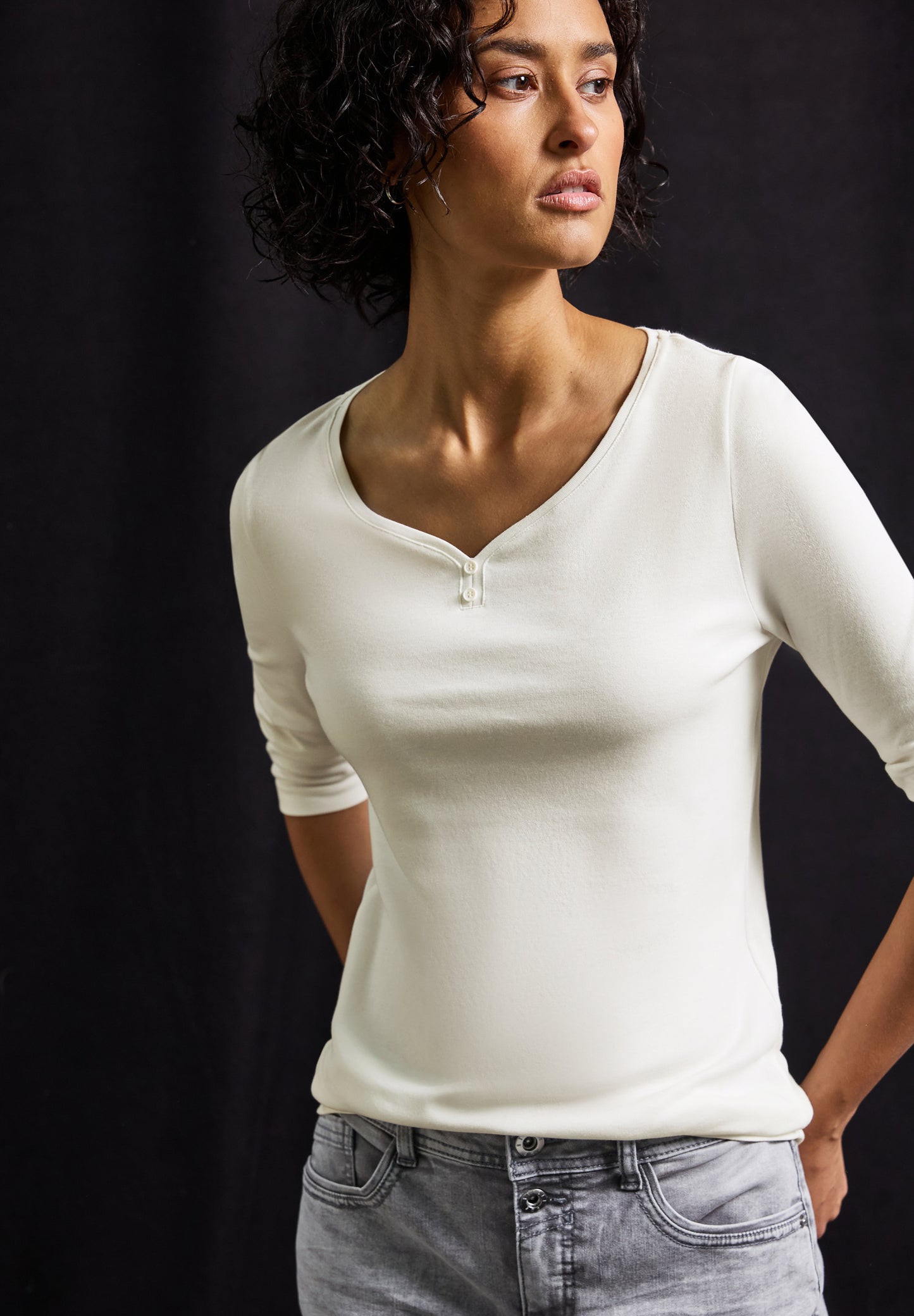 Street One Basic Shirt mit Knopfdetail - Farbe: off white