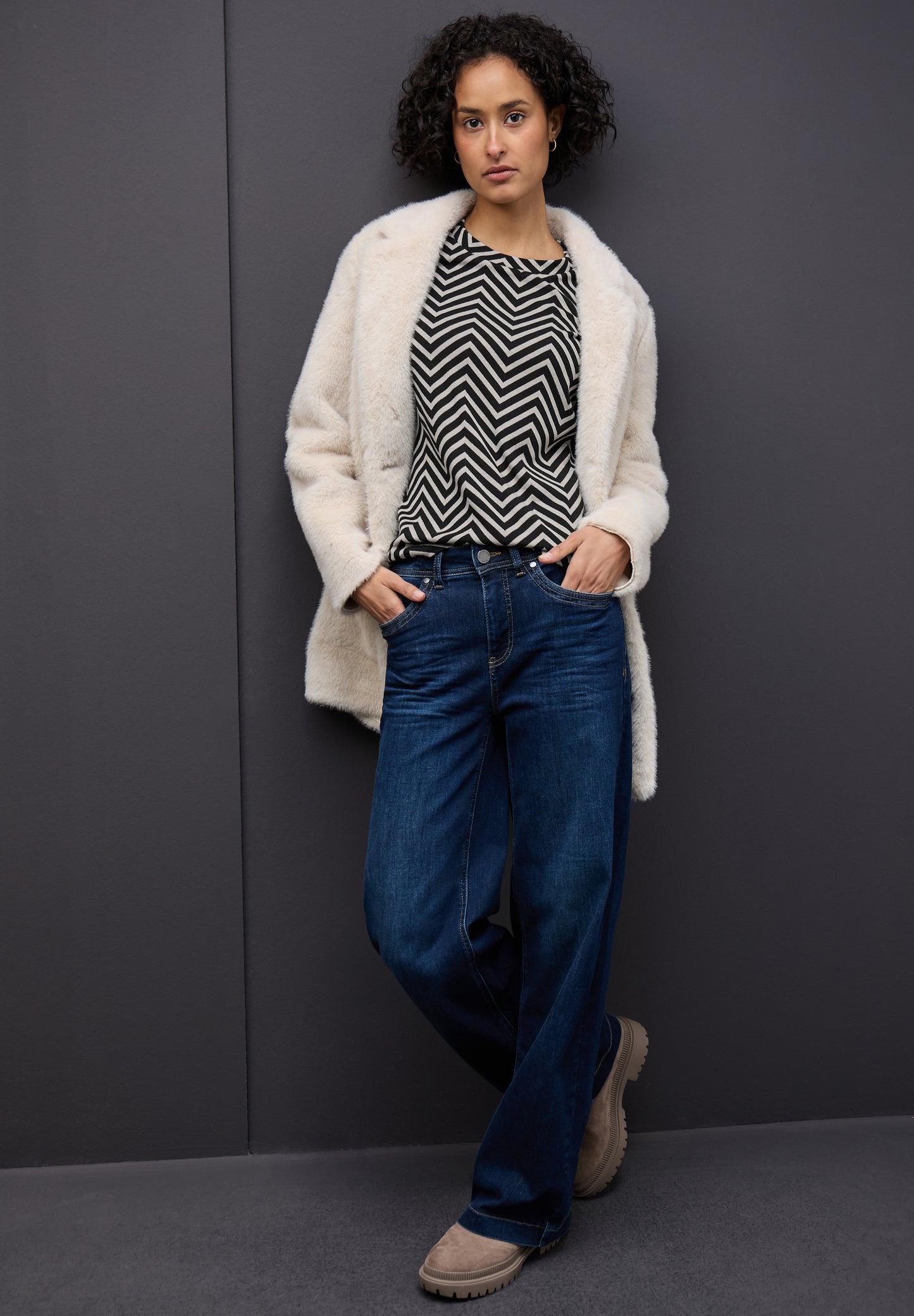 Street One Gemustertes Jacquard Shirt - Farbe: Black