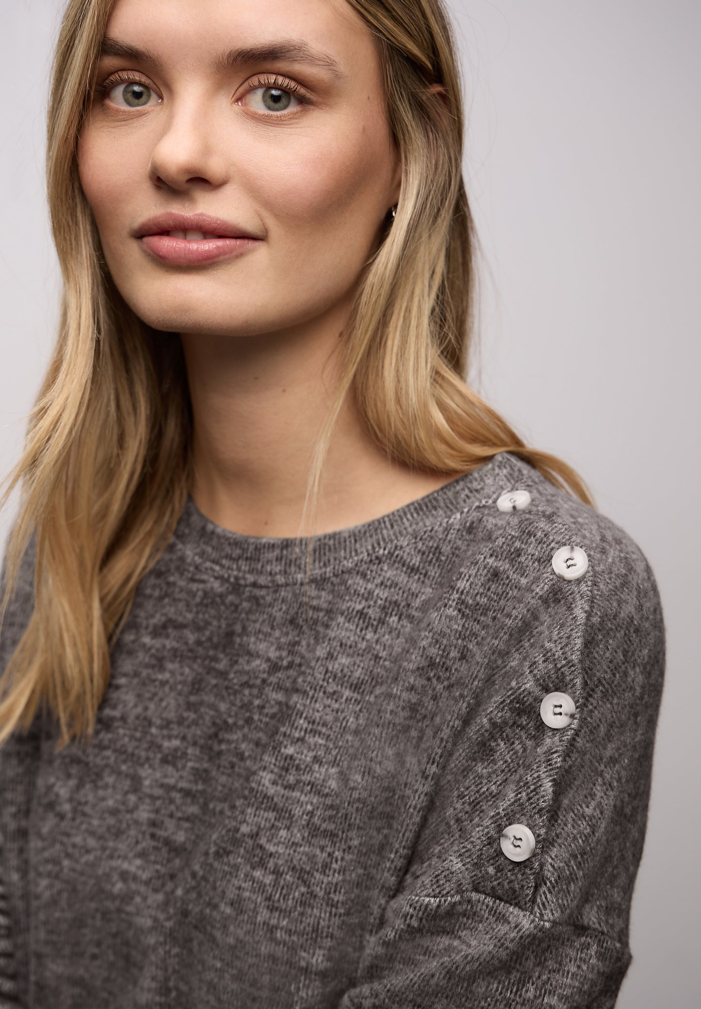 Street One - Softes Shirt mit Knöpfen - Farbe: rustic brown mel.