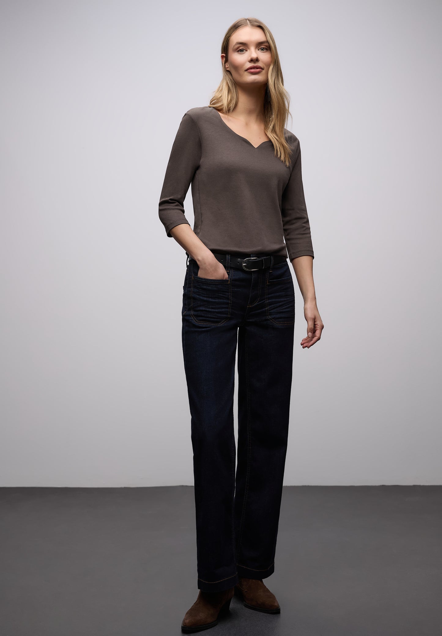 Street One - Shirt mit Herzausschnitt - Farbe: molten earth