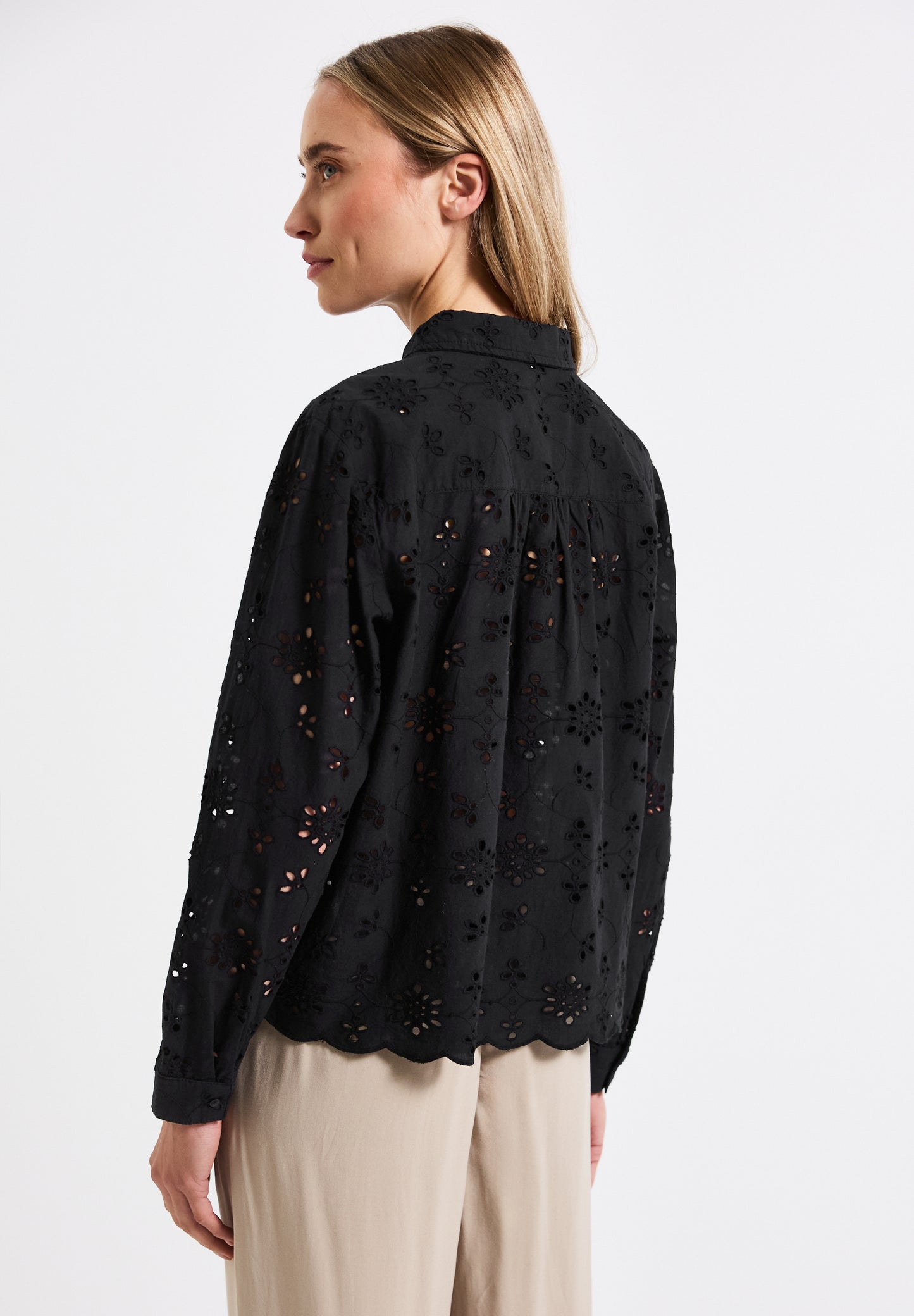 Street One Hemdbluse mit Lochstickerei - Farbe: Black