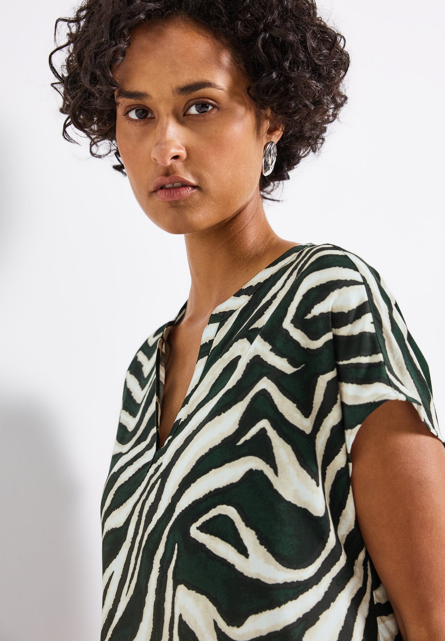 Street One Bluse mit Zebra-Muster - Farbe: pine grove green