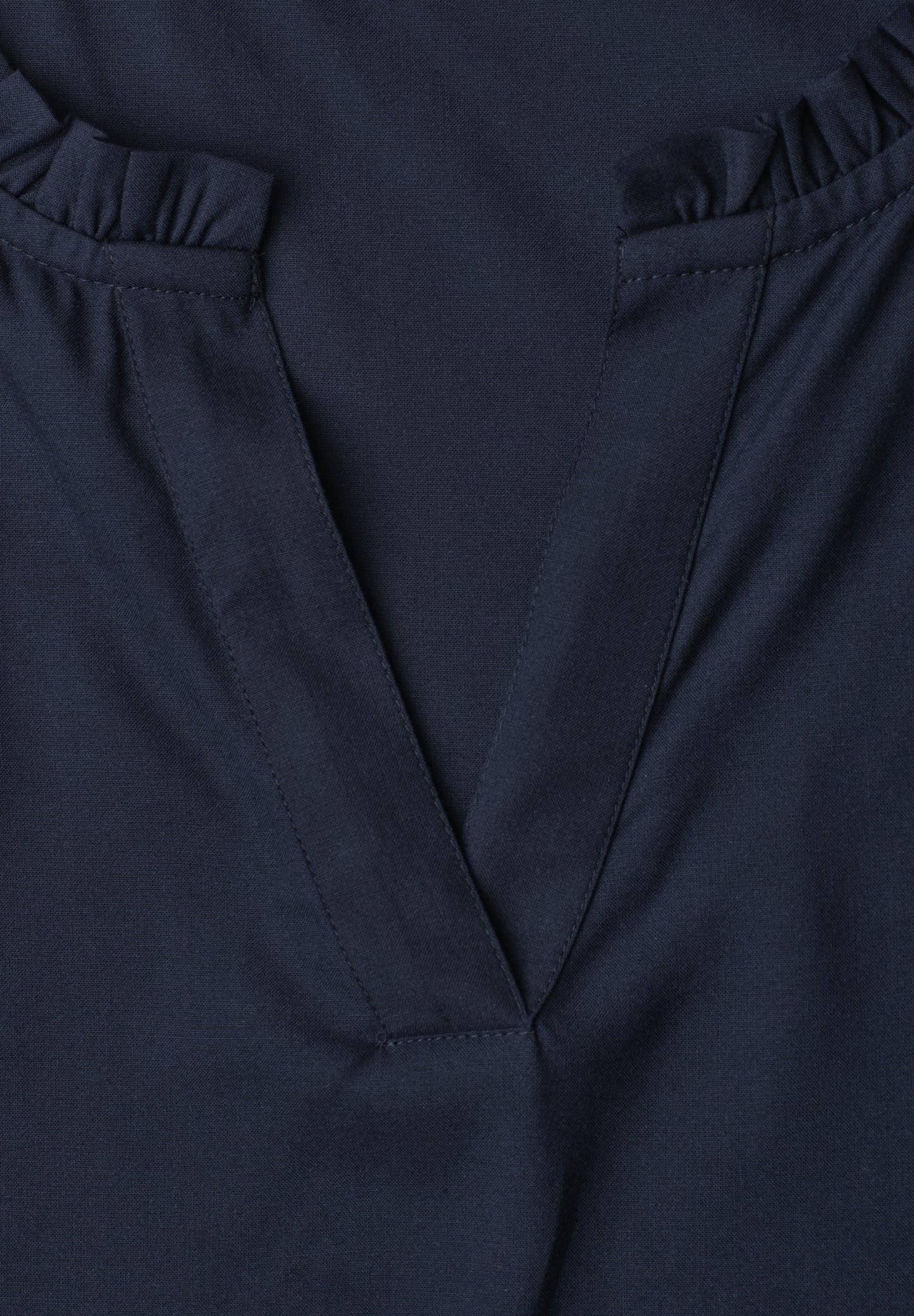 Street One - Blusenshirt mit Split Neck und Volant-Ãrmeln - Farbe: darkest blue