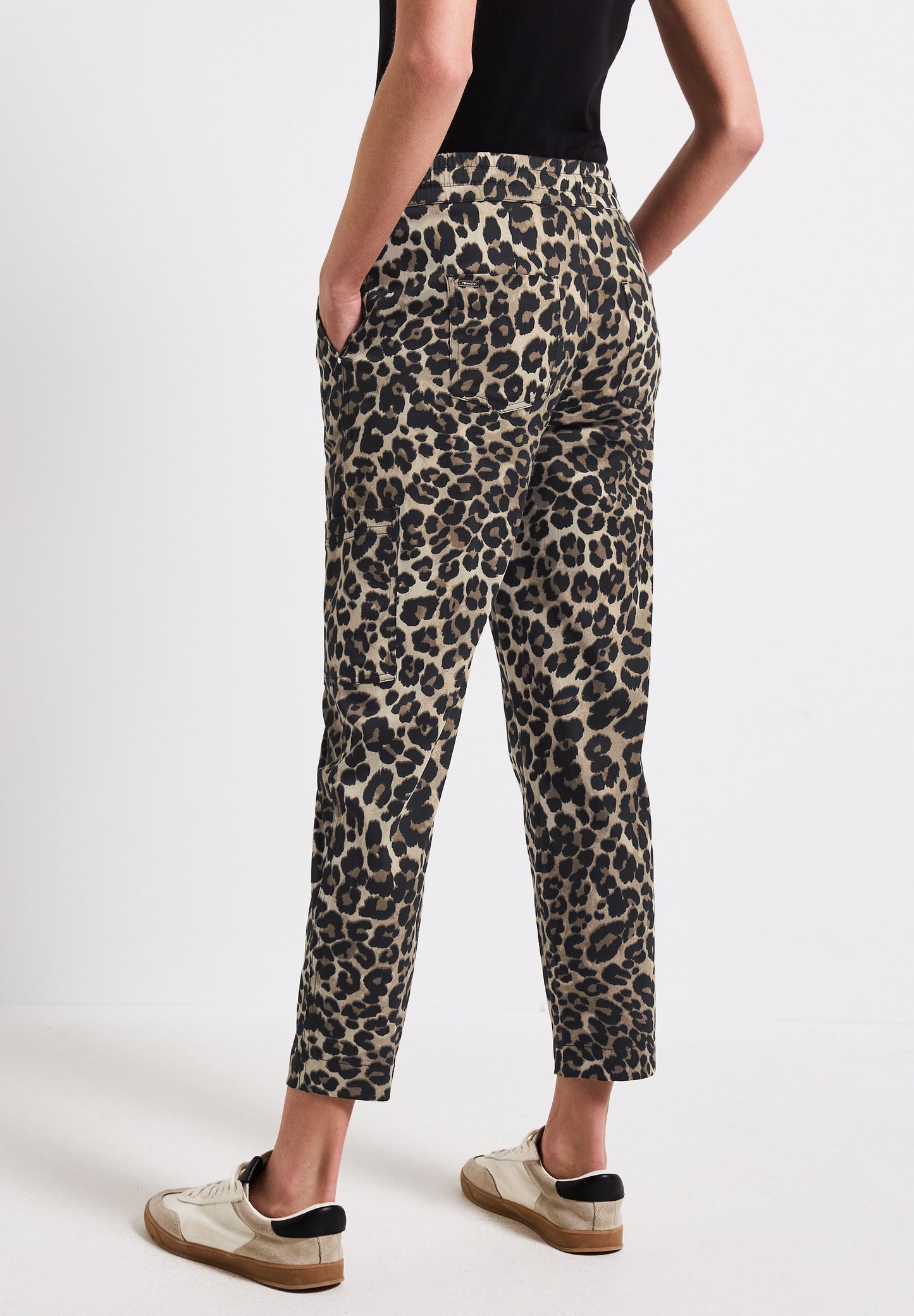 Street One Loose Fit Hose mit Leo-Print - Farbe: Black
