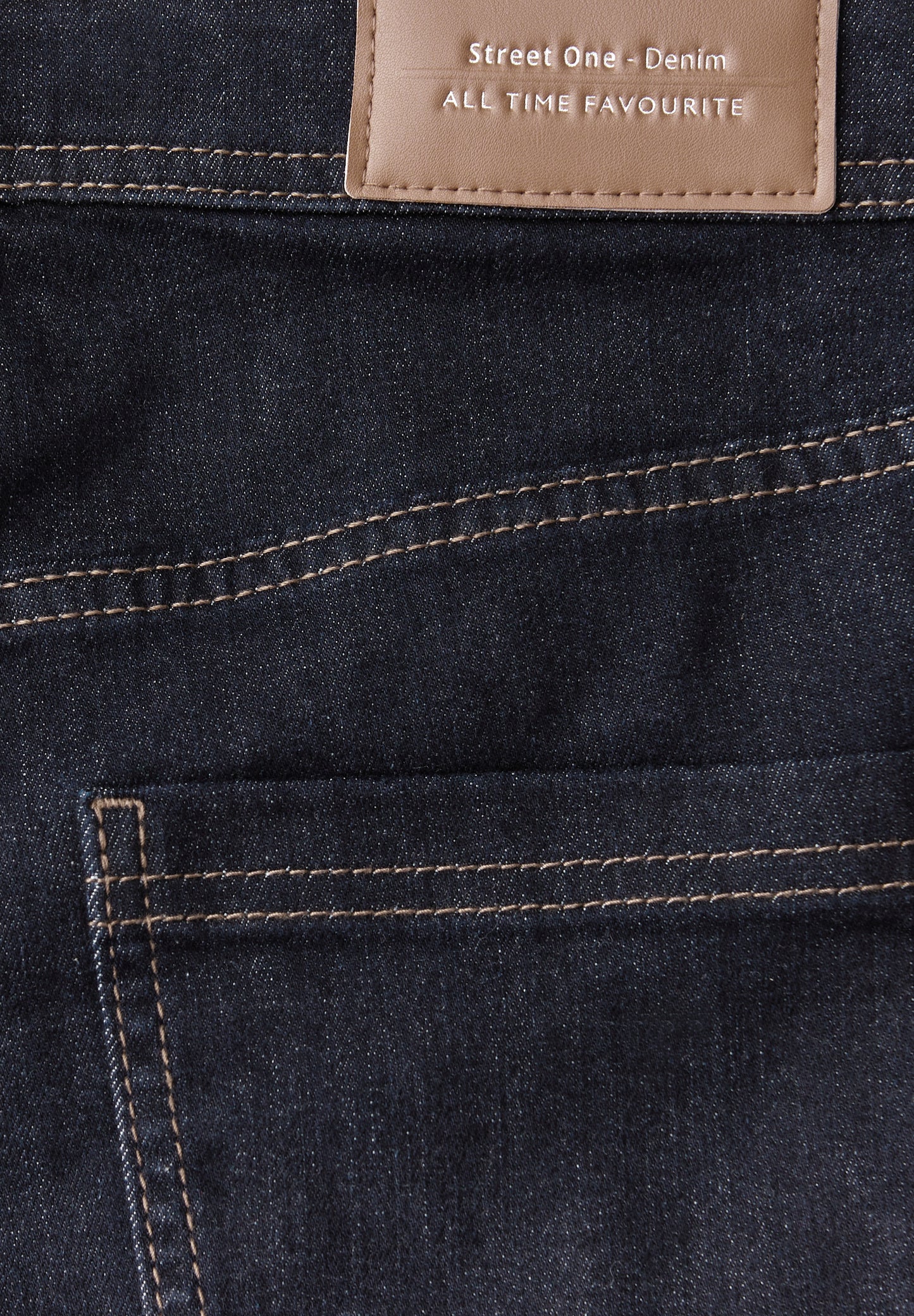 Street One Rinsed Bootcut Jeans - Farbe: rinsed dark blue