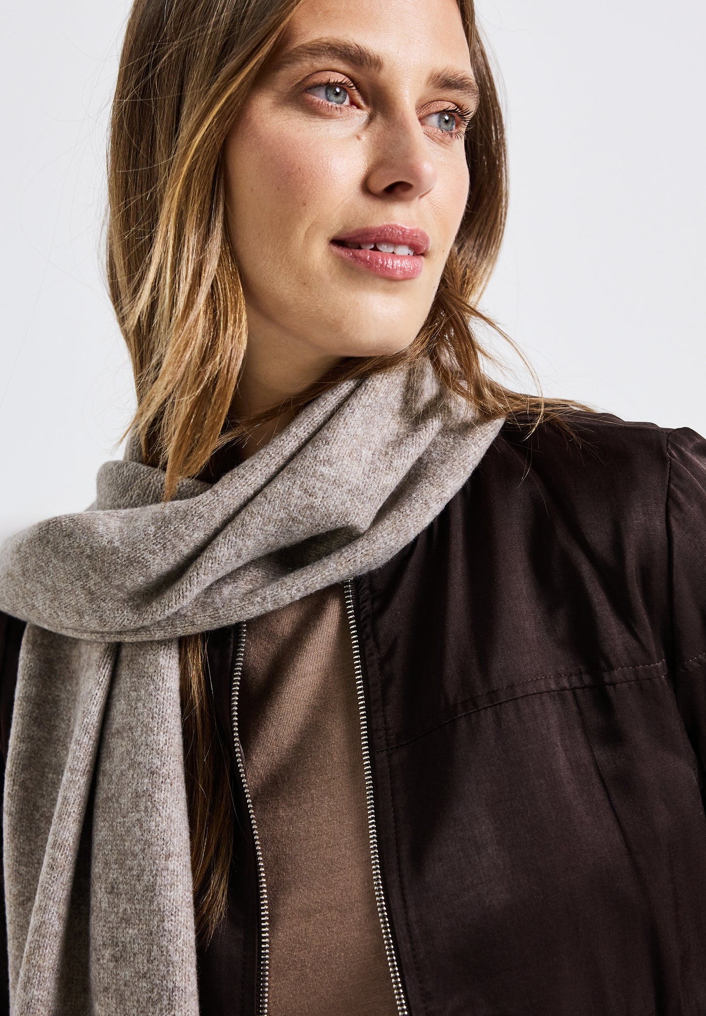 Street One Langer Schal - Farbe: Sandy Mocca Mel.