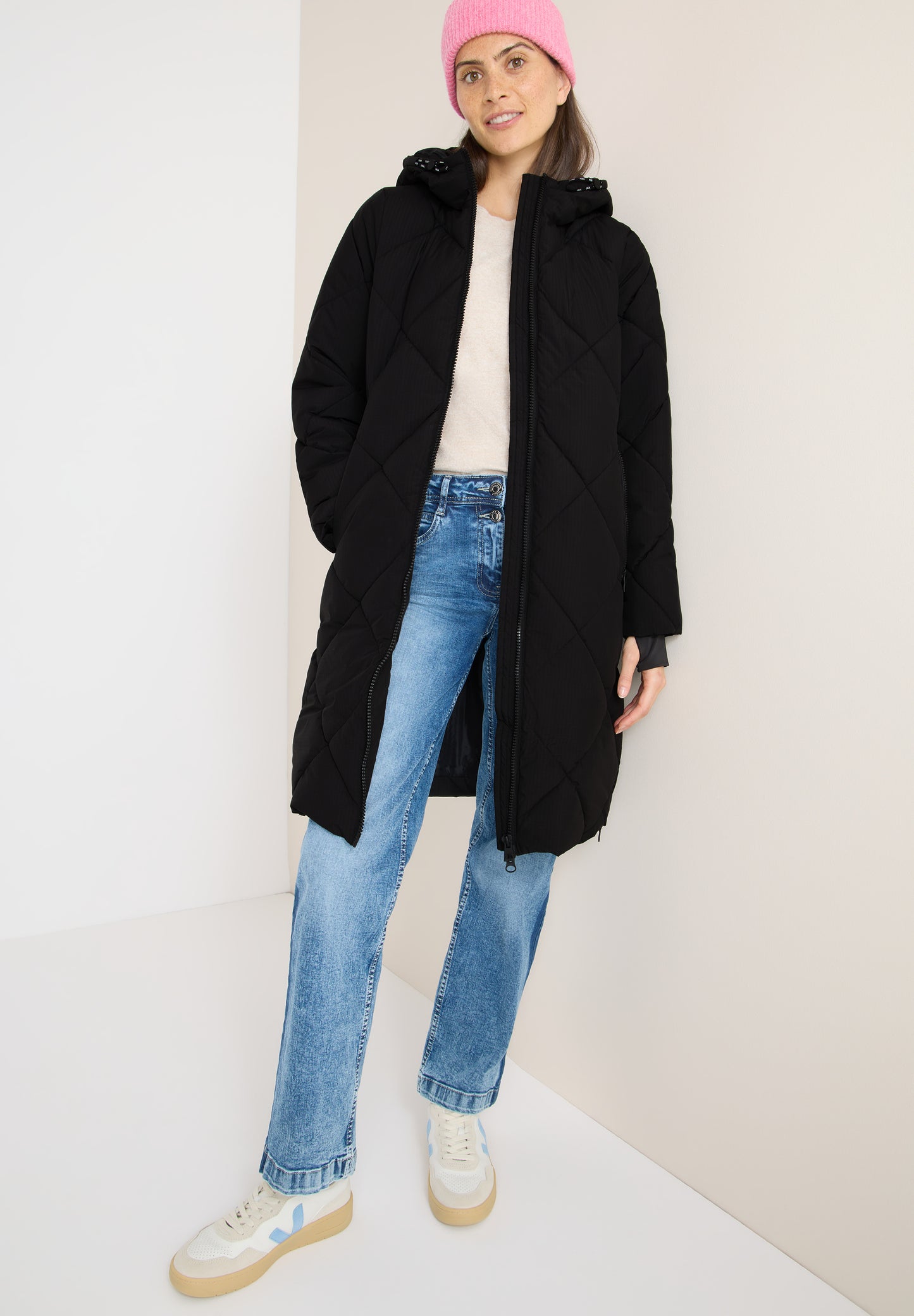 CECIL Mantel mit Rucksack Strings - Farbe: Black