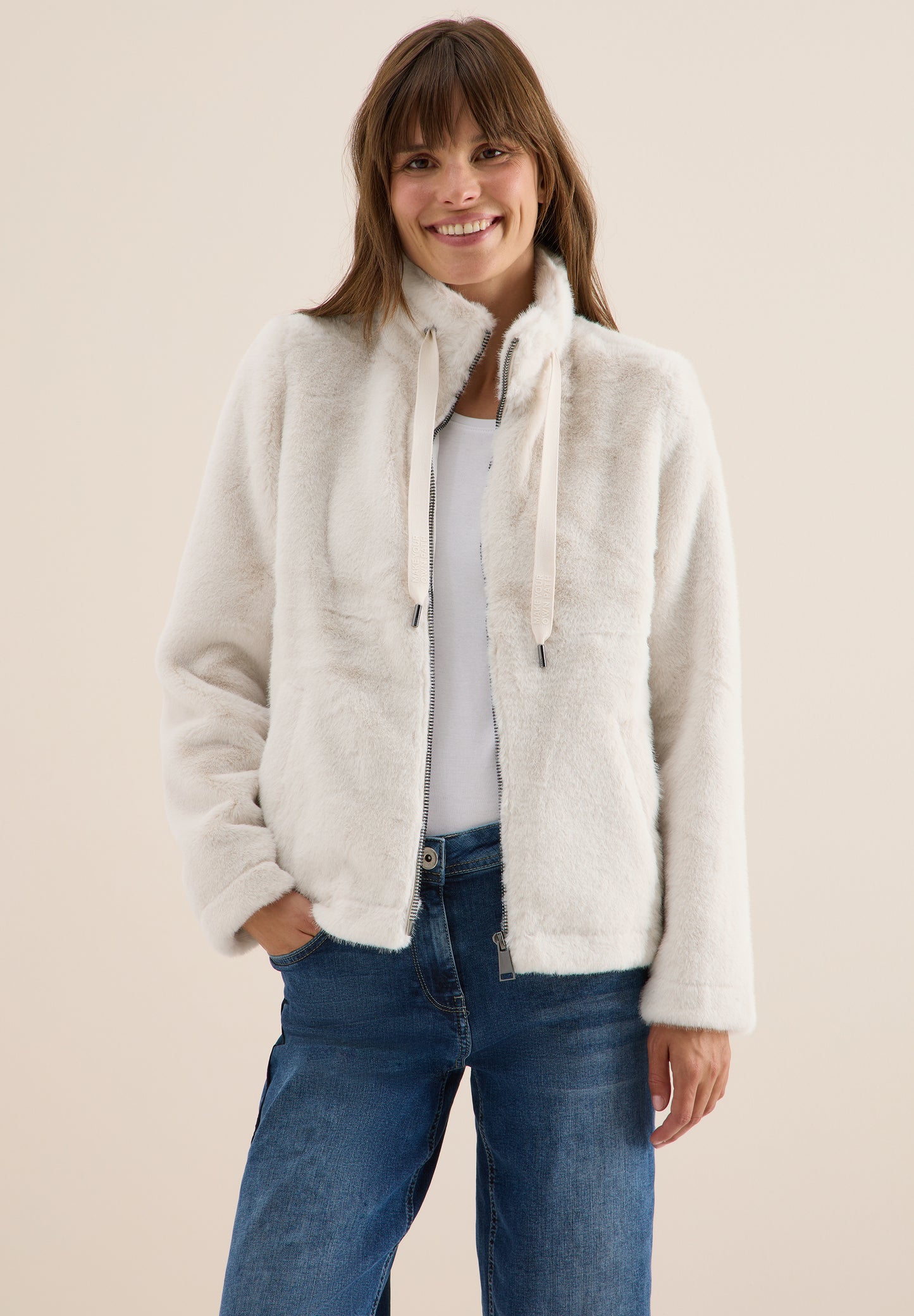 CECIL Kurze Fellimitat Jacke - Farbe: vanilla white