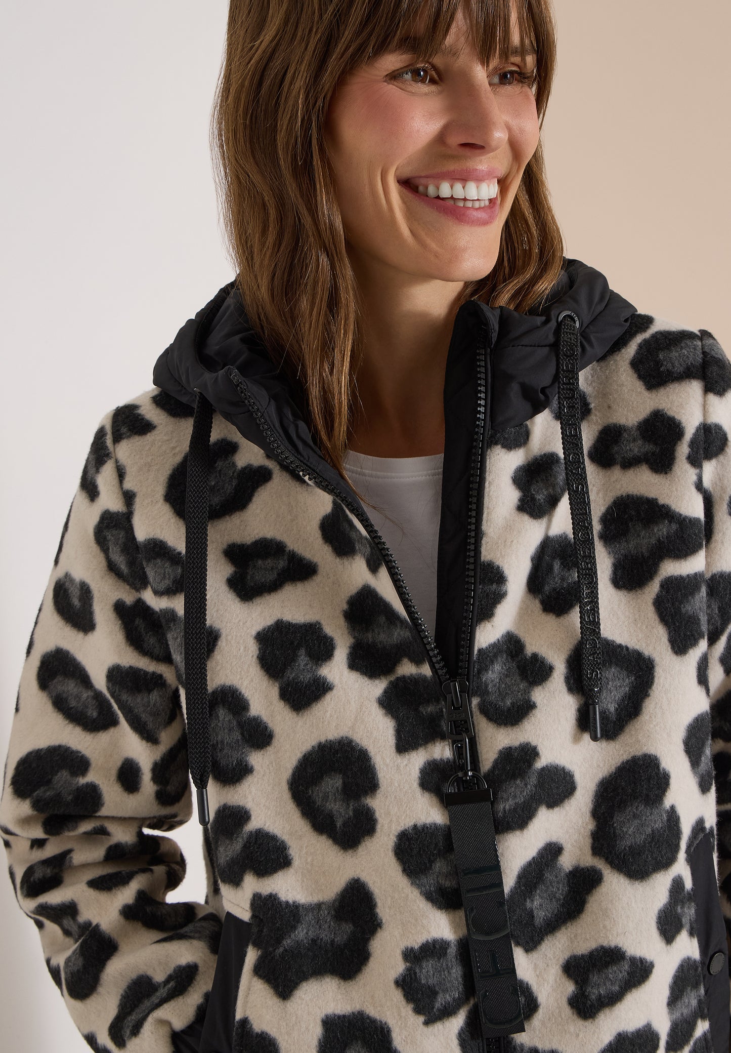 CECIL - Jacke mit Wollanteil und Leo-Muster - Farbe: Black