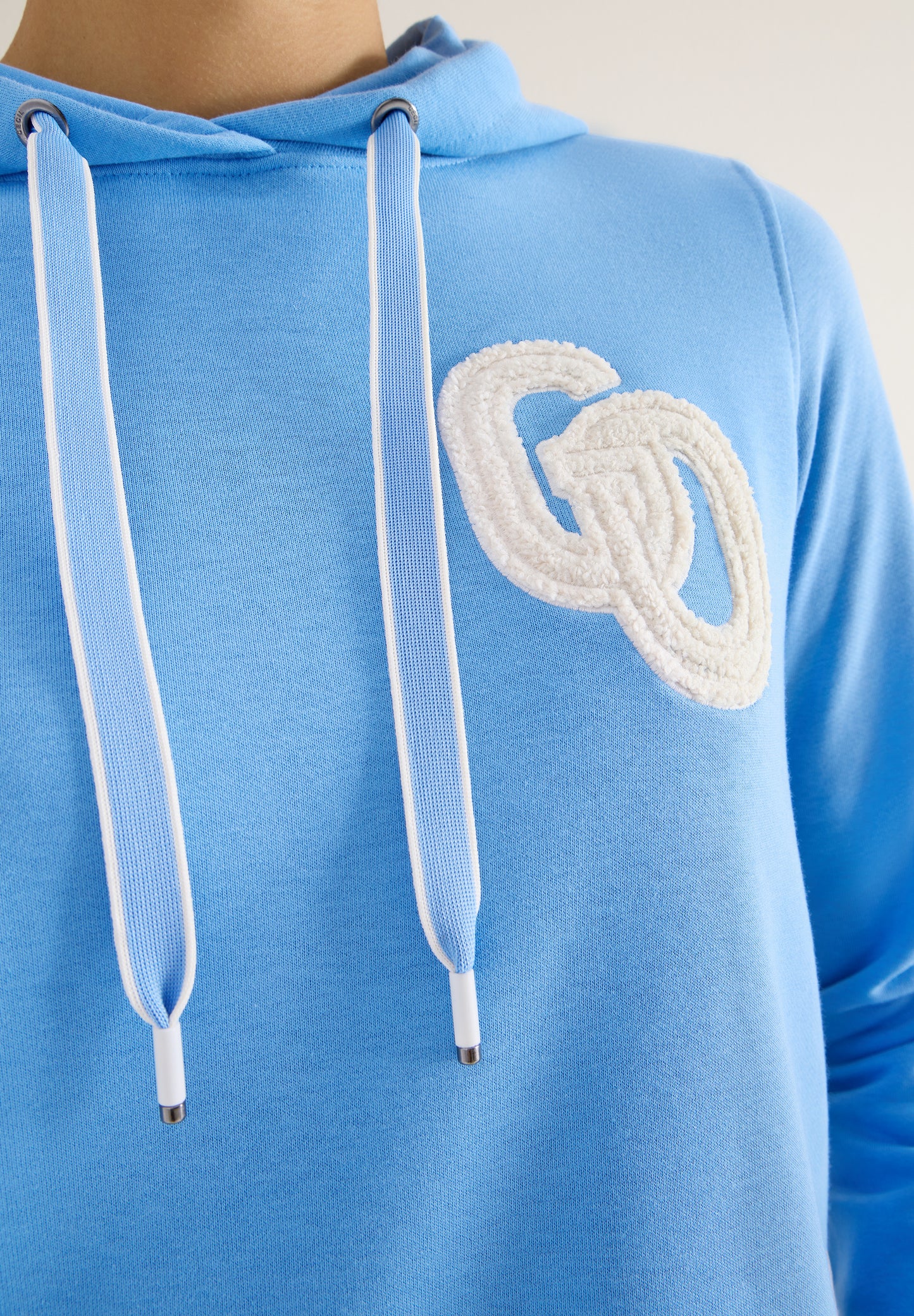 CECIL - Hoodie mit Stickerei - Farbe: fountain blue