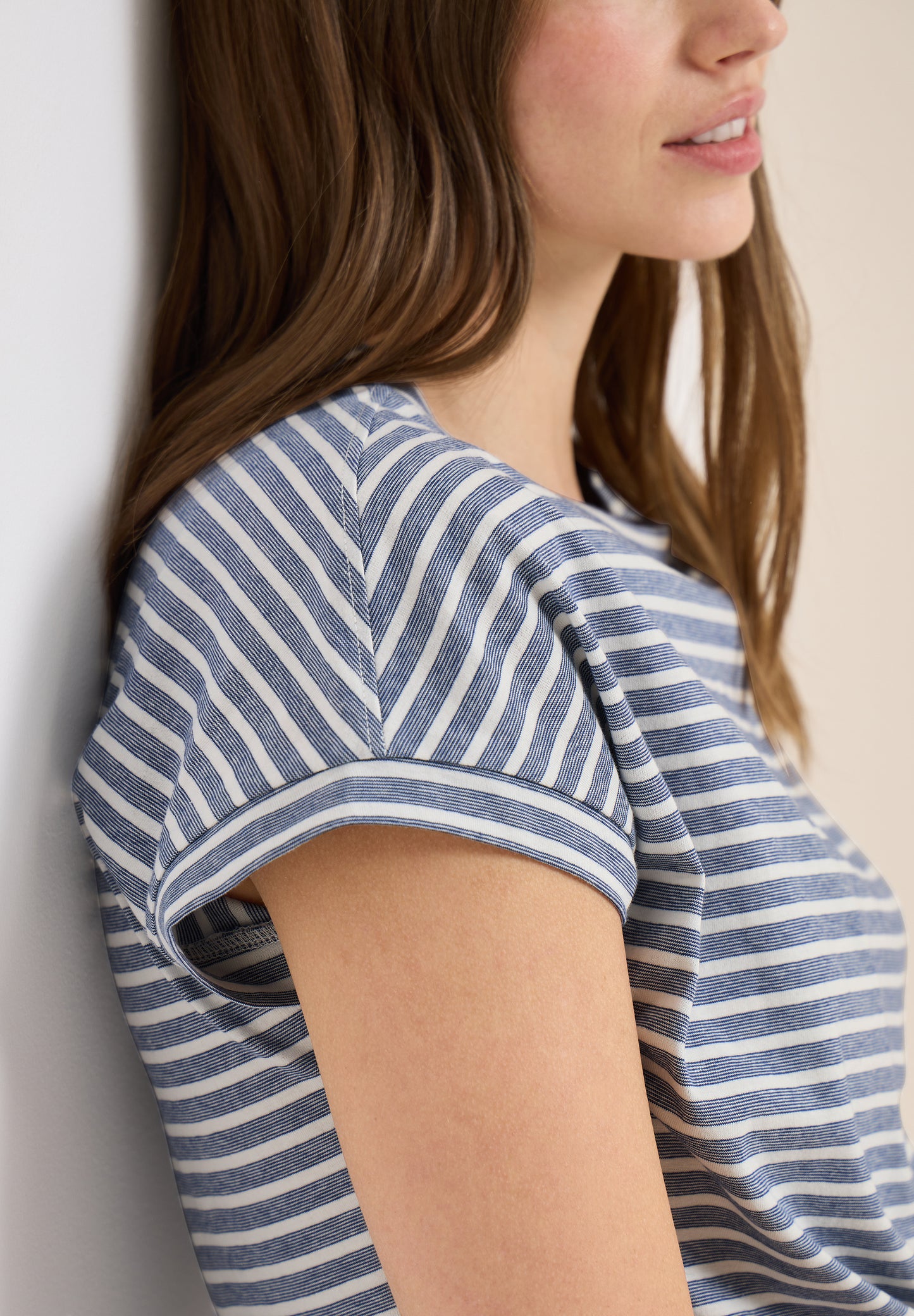 CECIL - Kurzarm T-Shirt mit elastischem Saum - Farbe: sporty denim blue