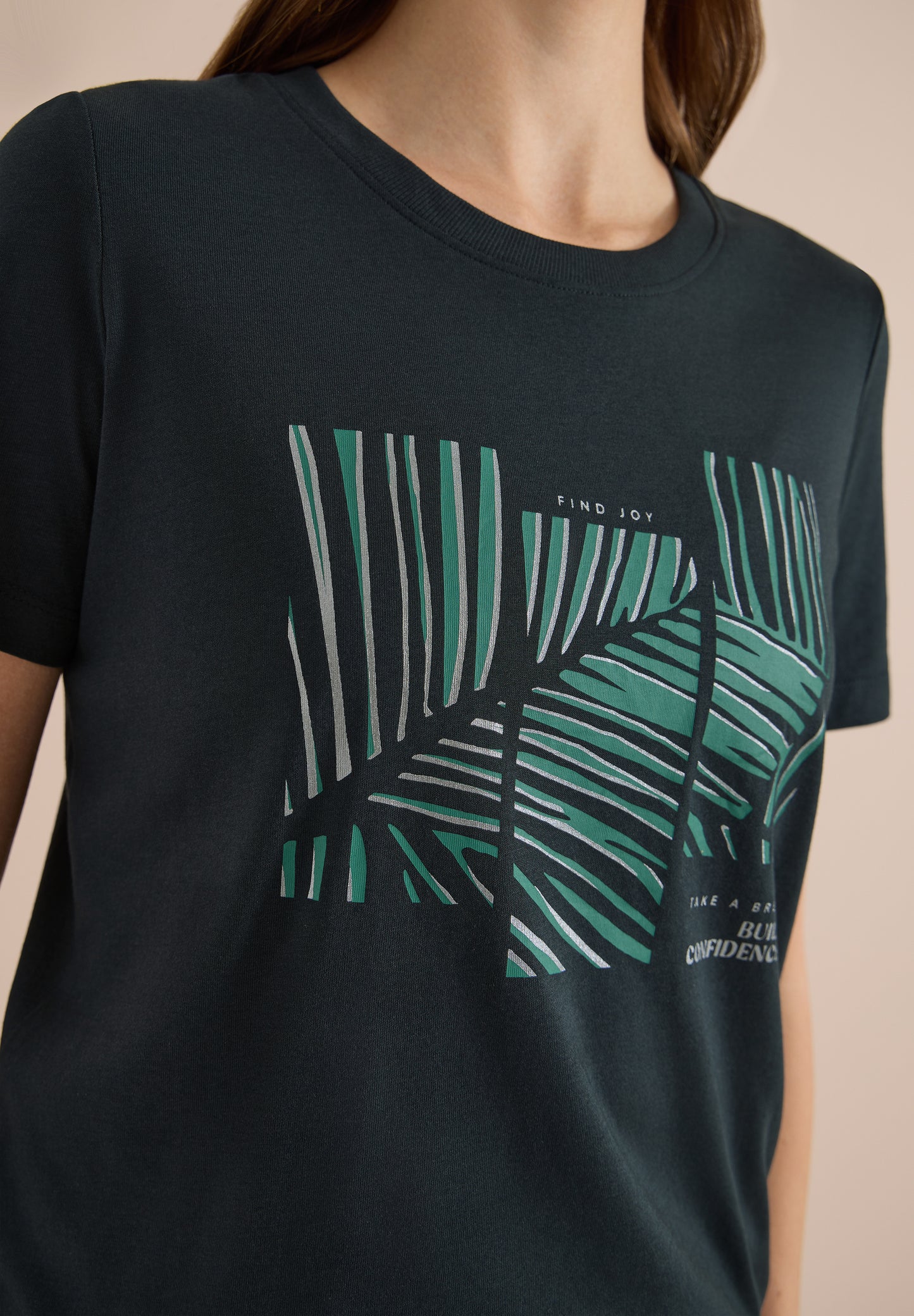 CECIL - T-Shirt mit Rundhals und Artwork - Farbe: palm breeze green