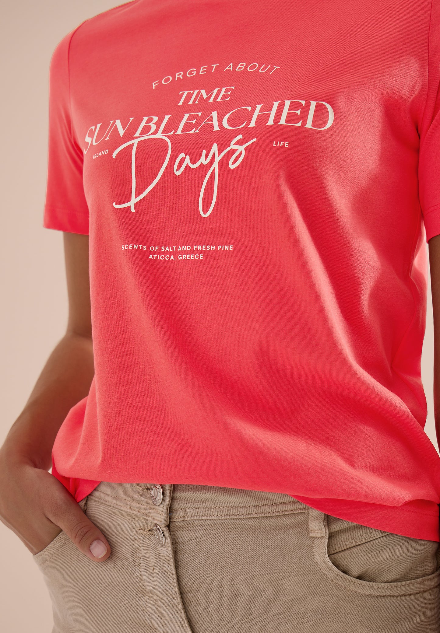 CECIL - T-Shirt mit Boat Neck und Wording Artwork - Farbe: coral