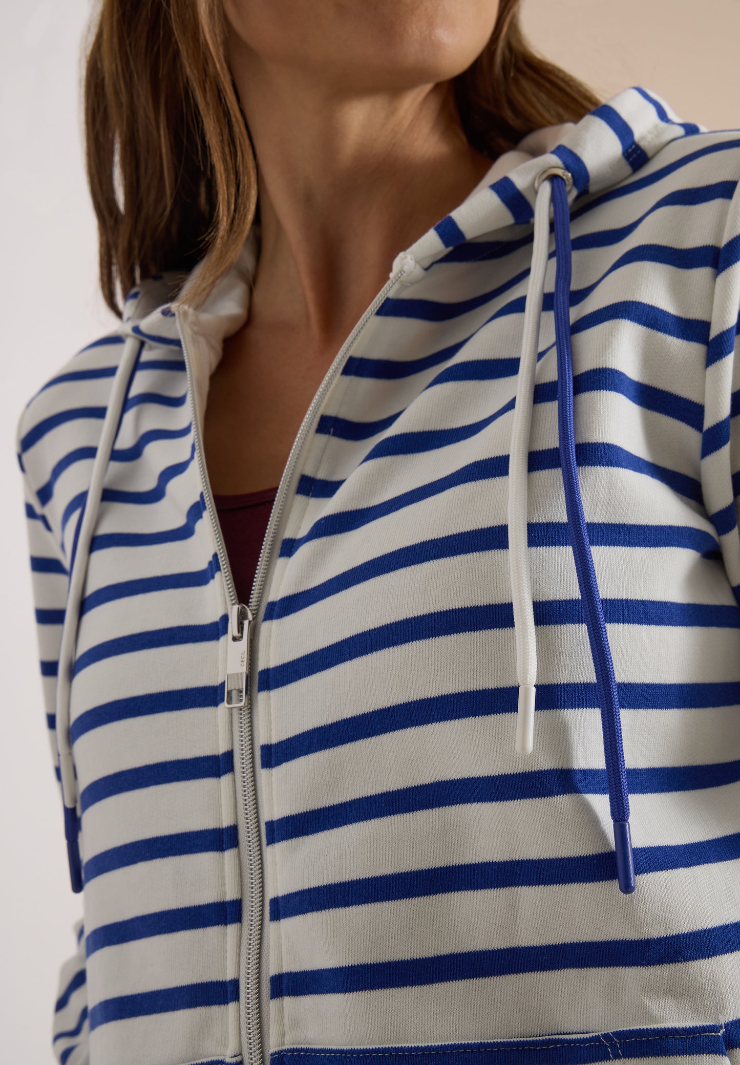 CECIL - Langarm Jacke mit Kapuze und Struktur - Farbe: Blau