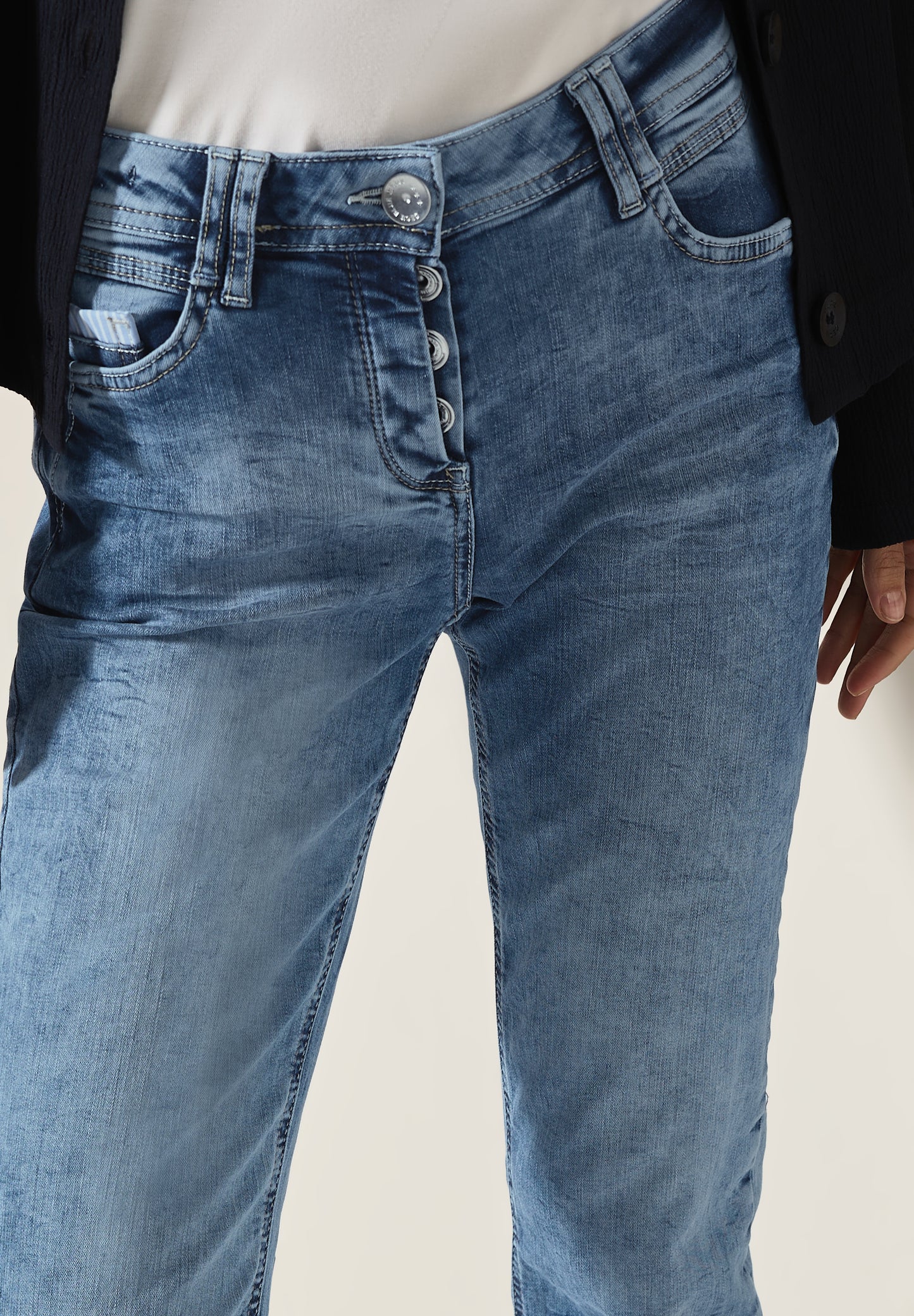 CECIL Jeans mit Turn-Up Detail - Farbe: mid blue wash