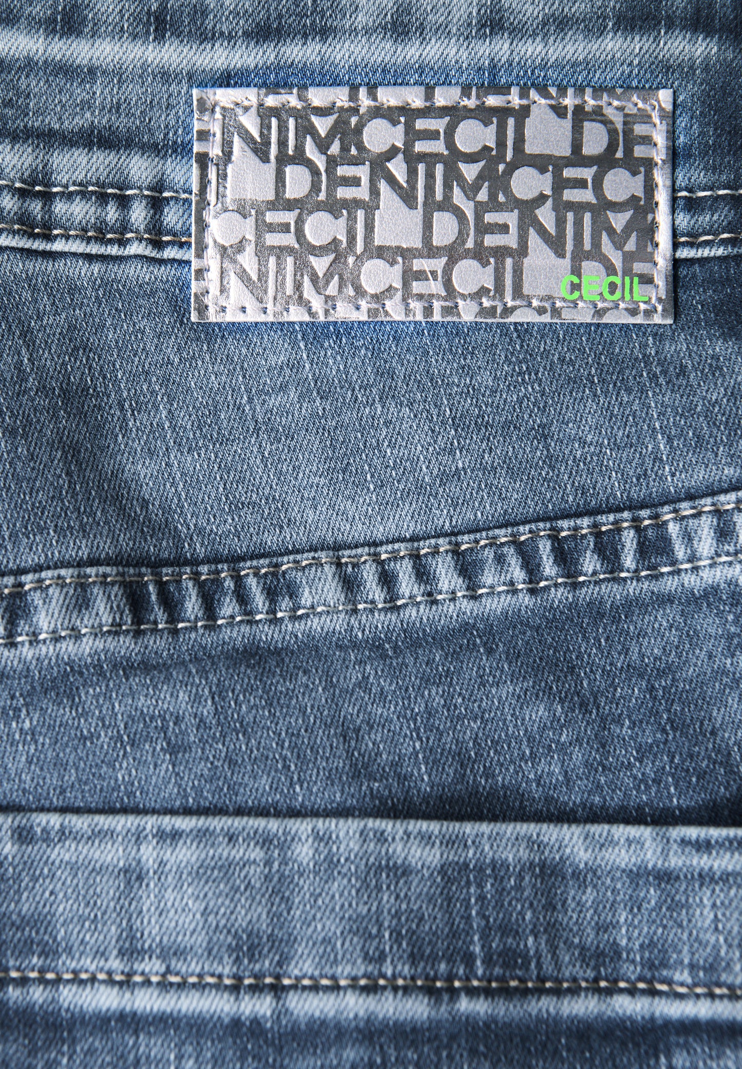 CECIL Jeans "SCARLETT" im Casual Fit - Farbe: light blue wash