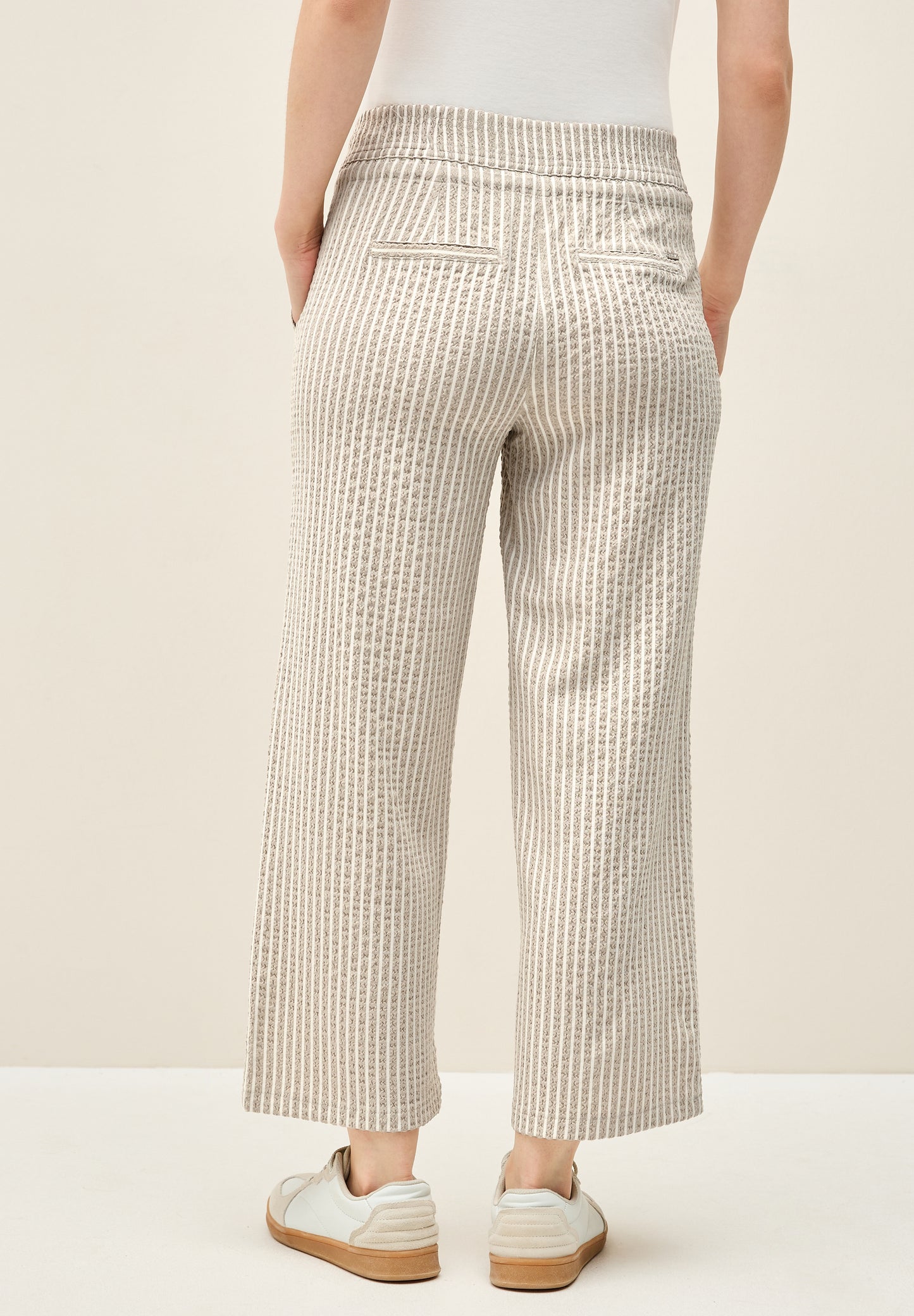 CECIL Gestreifte Seersucker Hose - Farbe: pearl beige