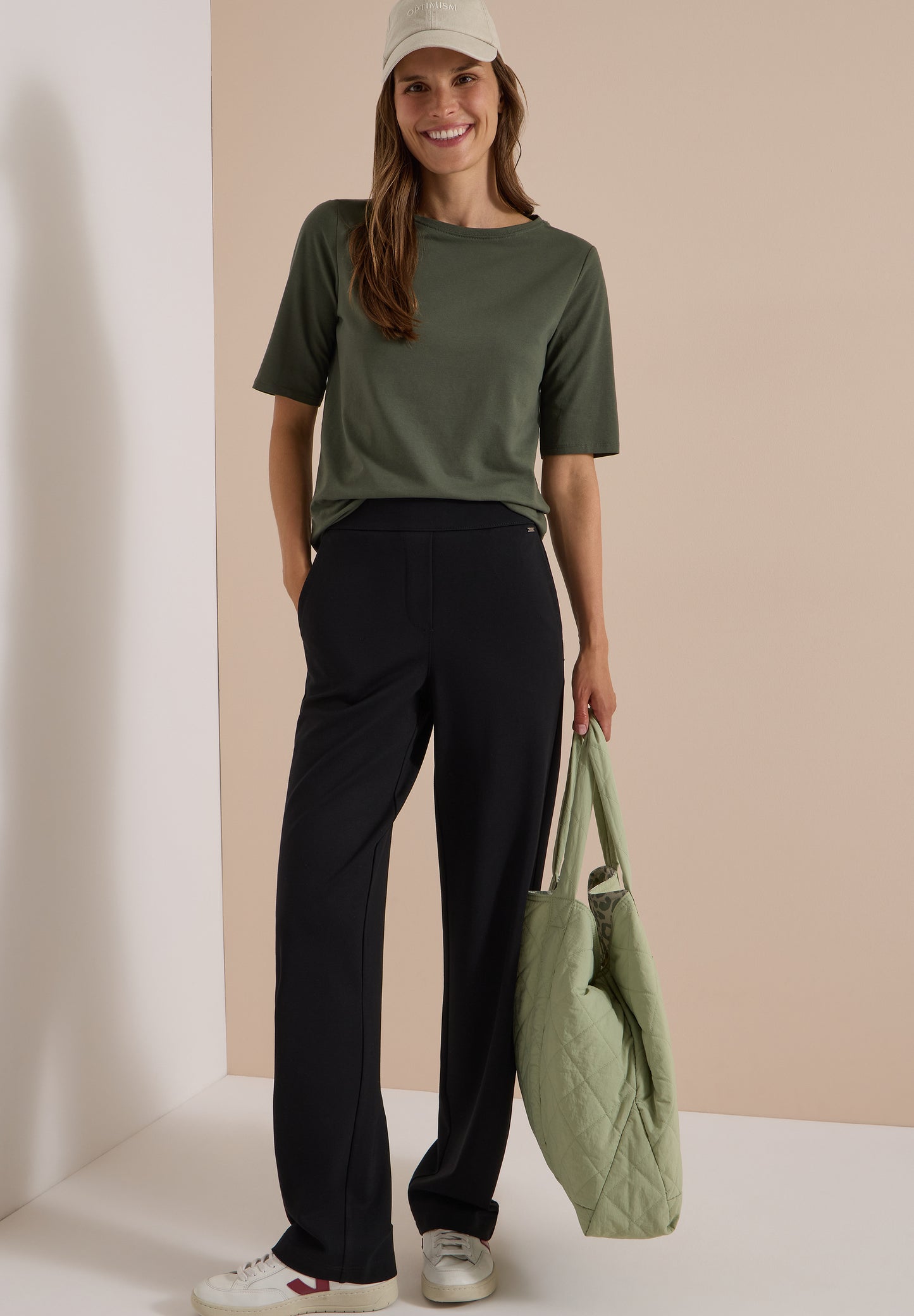 CECIL - High Waist Straight Leg Hose im Loose Fit - Farbe: Black