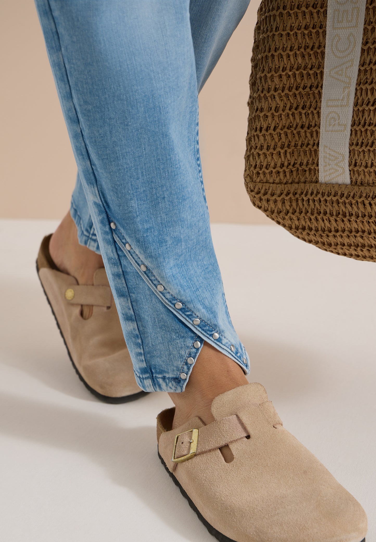 CECIL - Straight Leg Jeans mit Nietendetails - Farbe: light blue washed