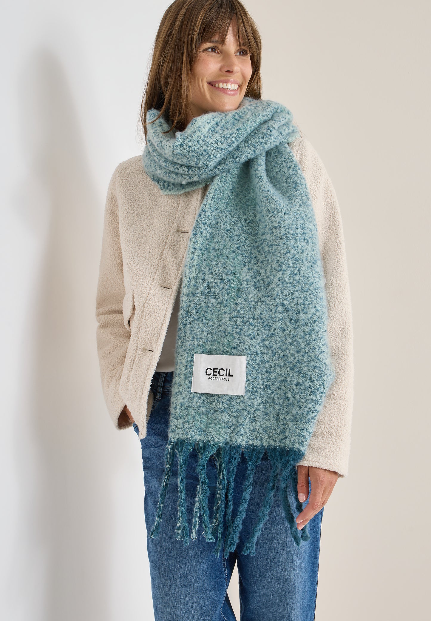 CECIL Kuscheliger Schal - Farbe: moonstone blue
