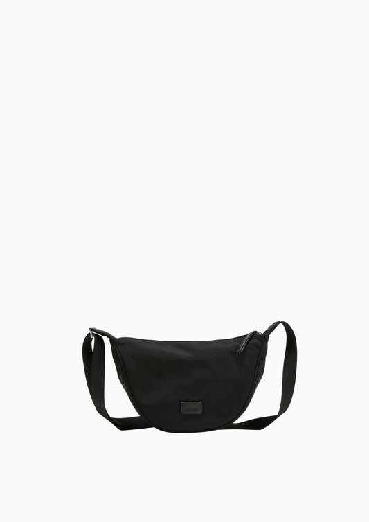 s.Oliver - Shoulder-Bag aus Nylon - Farbe: schwarz
