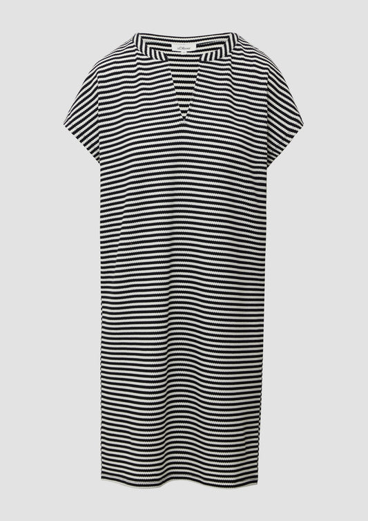 s.Oliver - Gestreiftes Kurzkleid aus Jacquard im Relaxed Fit - Farbe: schwarz