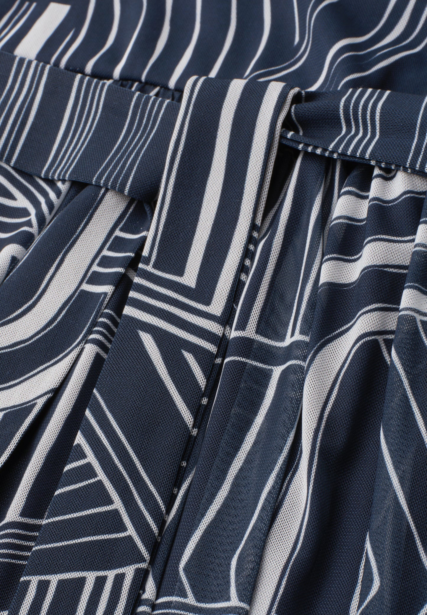 Street One - Midikleid aus Mesh mit Print - Farbe: darkest blue