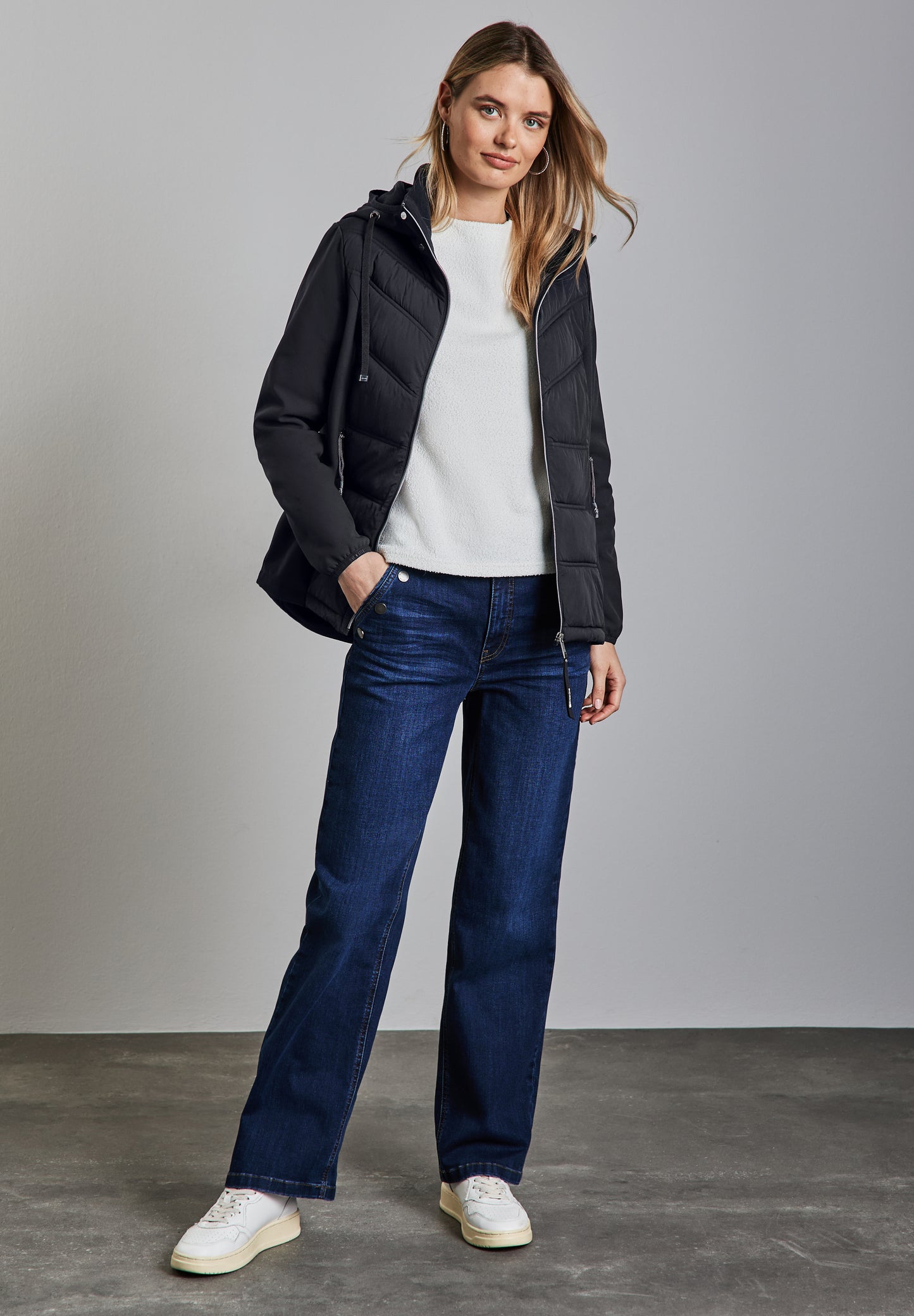 Street One Kurze Softshelljacke - Farbe: dunkel blau