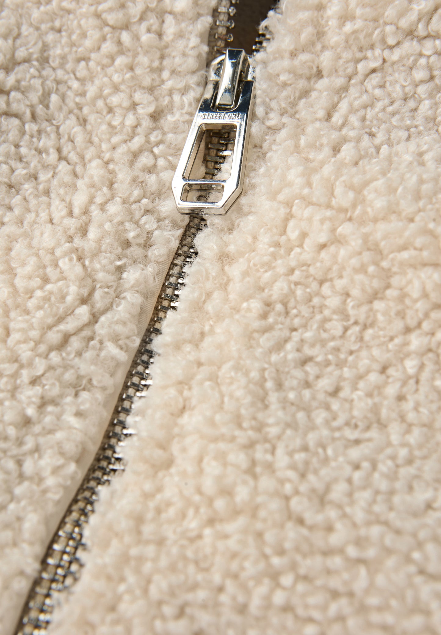 Street One Kurze Teddyjacke - Farbe: savannah sand