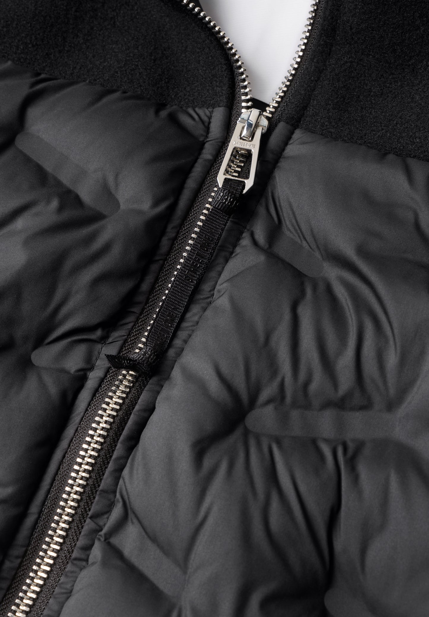 Street One - Strukturmix Jacke mit geklebter Steppung - Farbe: Black