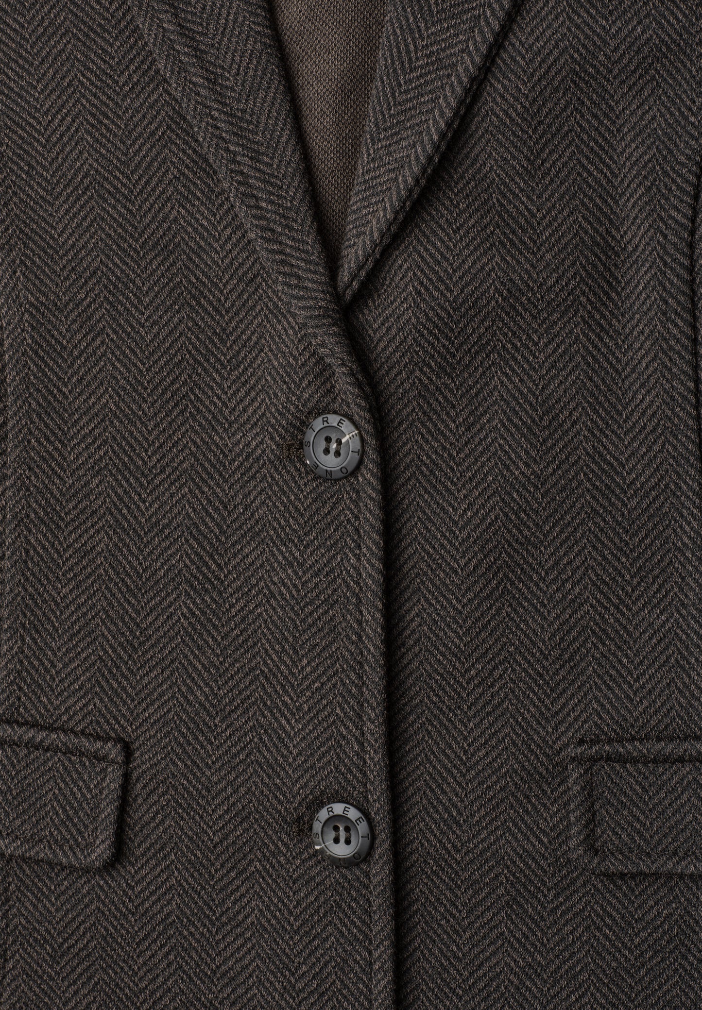 Street One - Basic Blazer mit Reverskragen und Dessin - Farbe: black coffee