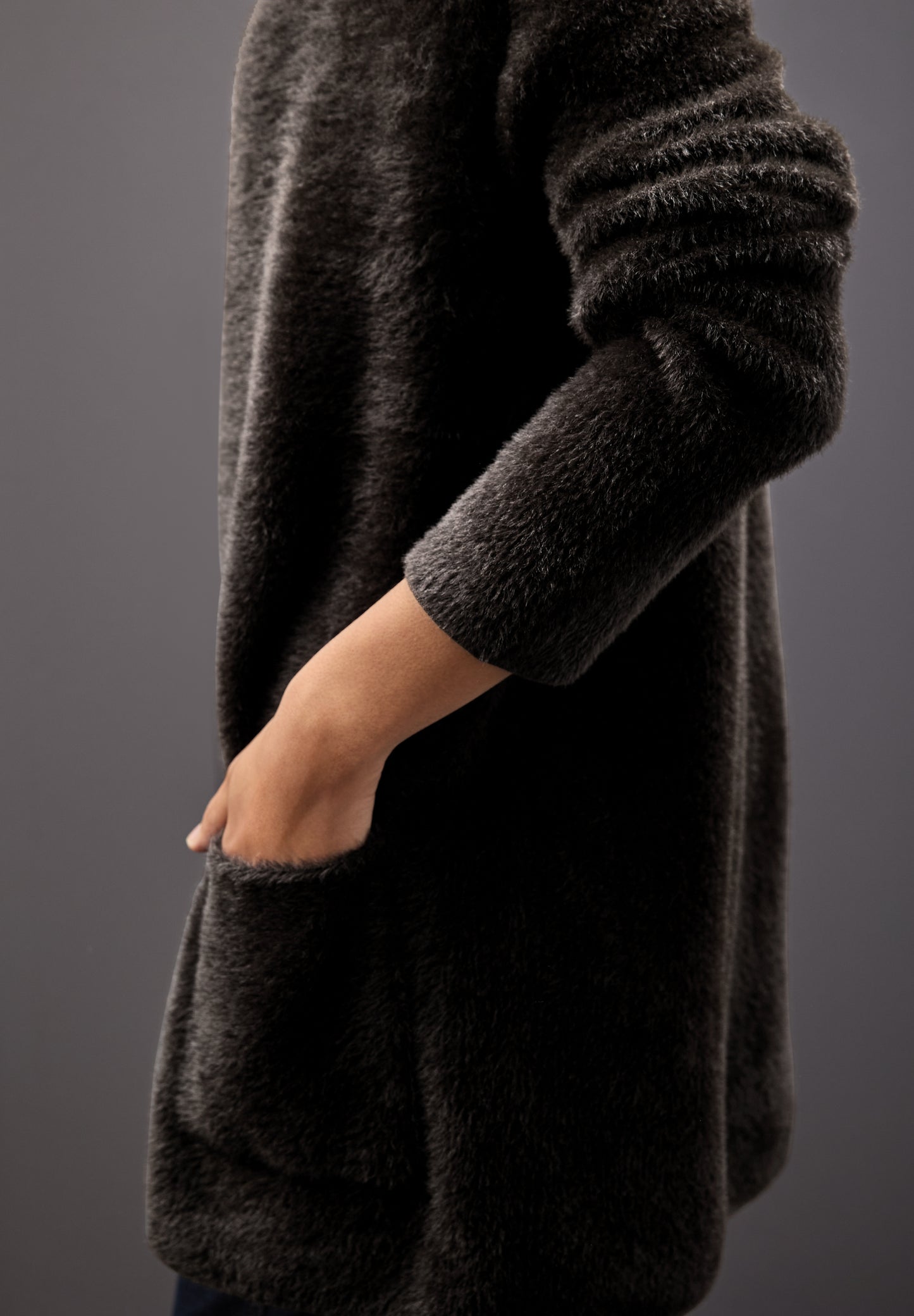 Street One Langer Federgarn Cardigan - Farbe: darkest brown