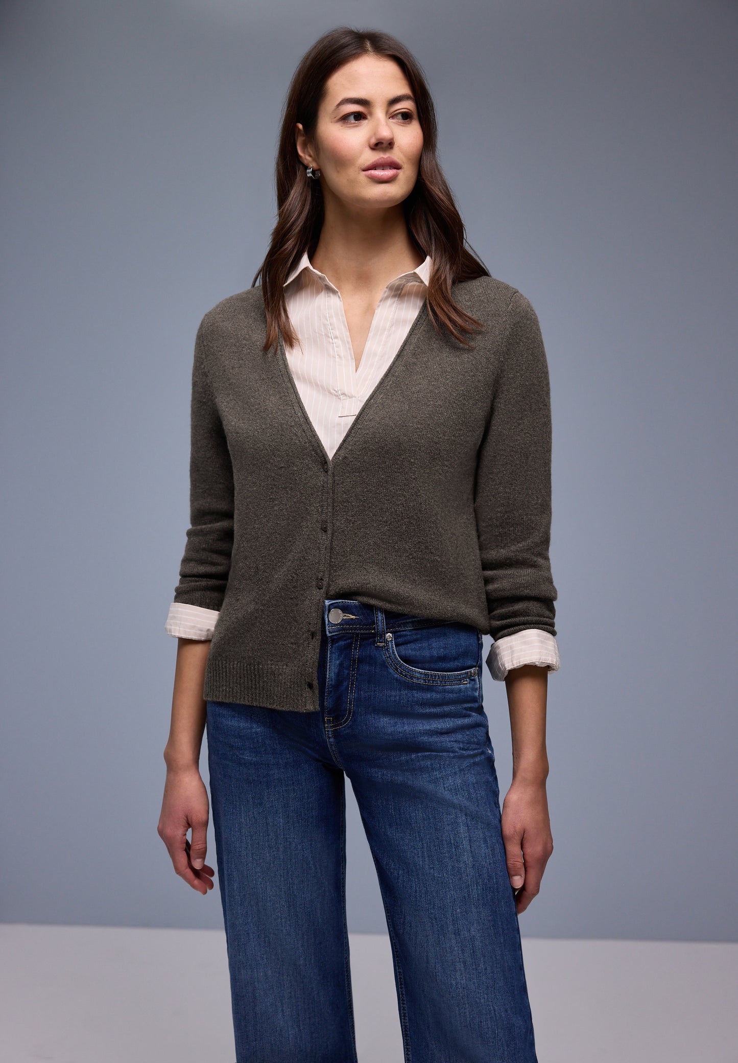Street One - Kuscheliger V-Neck Cardigan - Farbe: braun