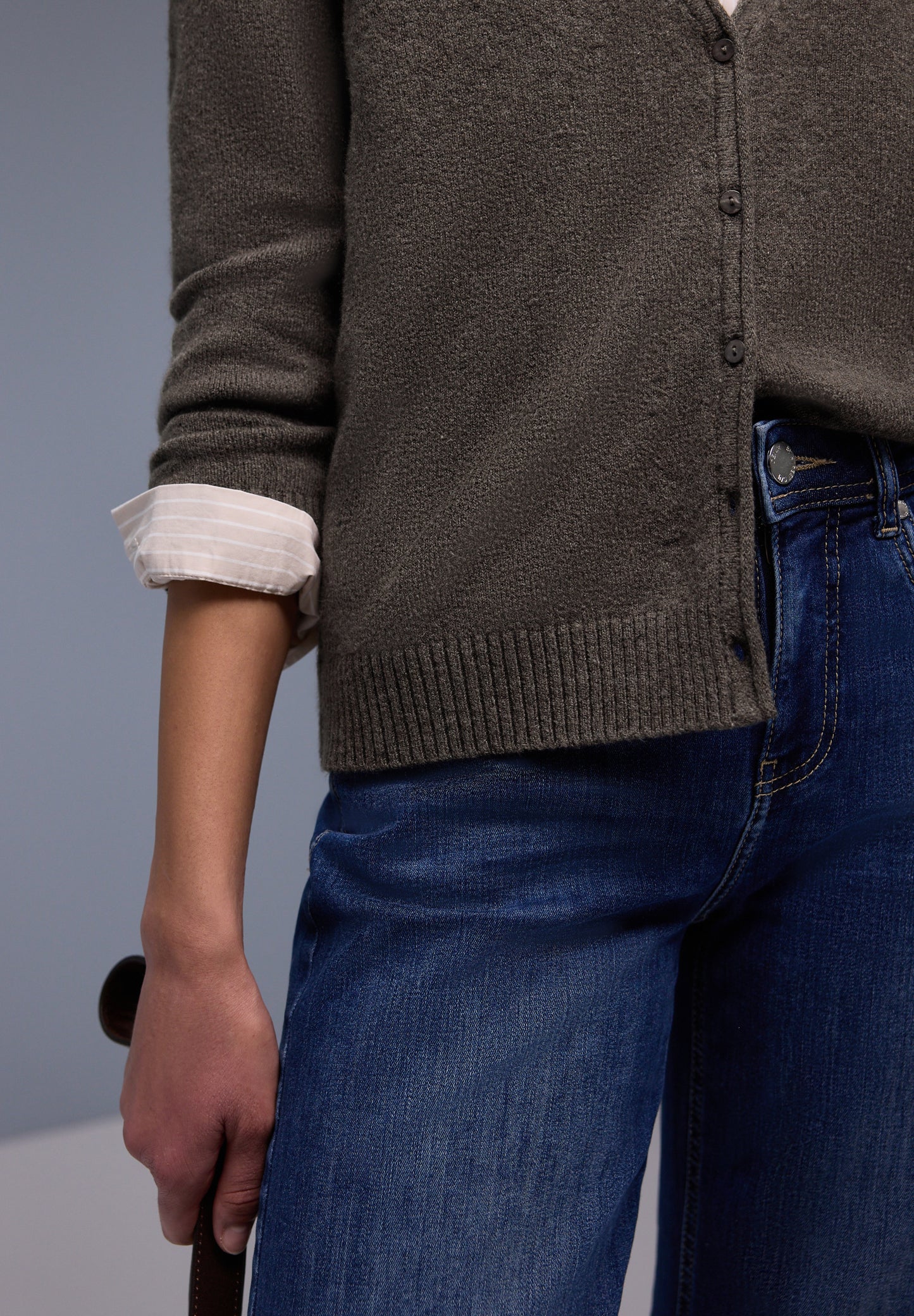 Street One - Kuscheliger V-Neck Cardigan - Farbe: braun