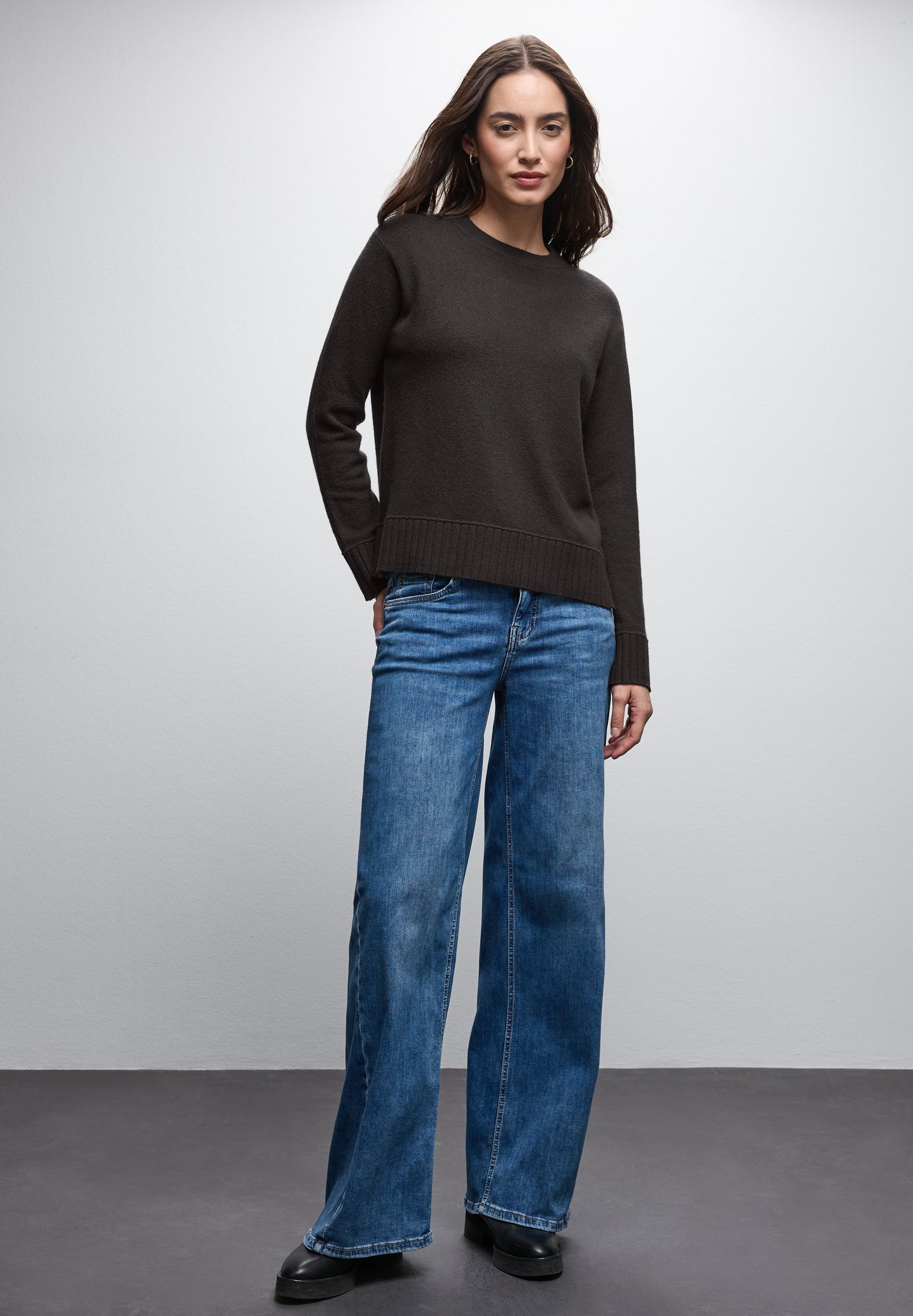 Street One Rundhals Pullover - Farbe: darkest brown