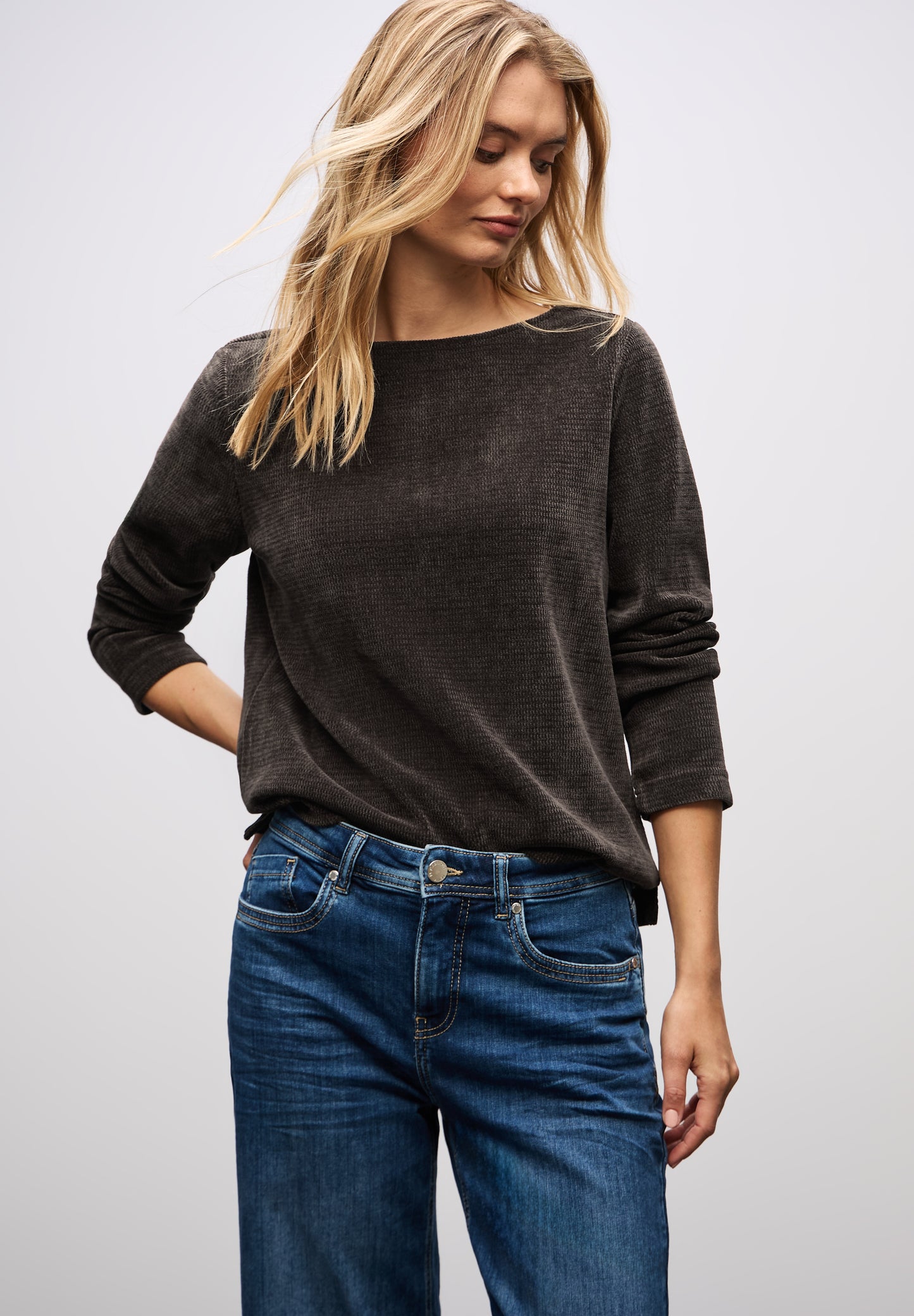 Street One Shirt mit U-Boot-Ausschnitt - Farbe: deep roast brown (323839)