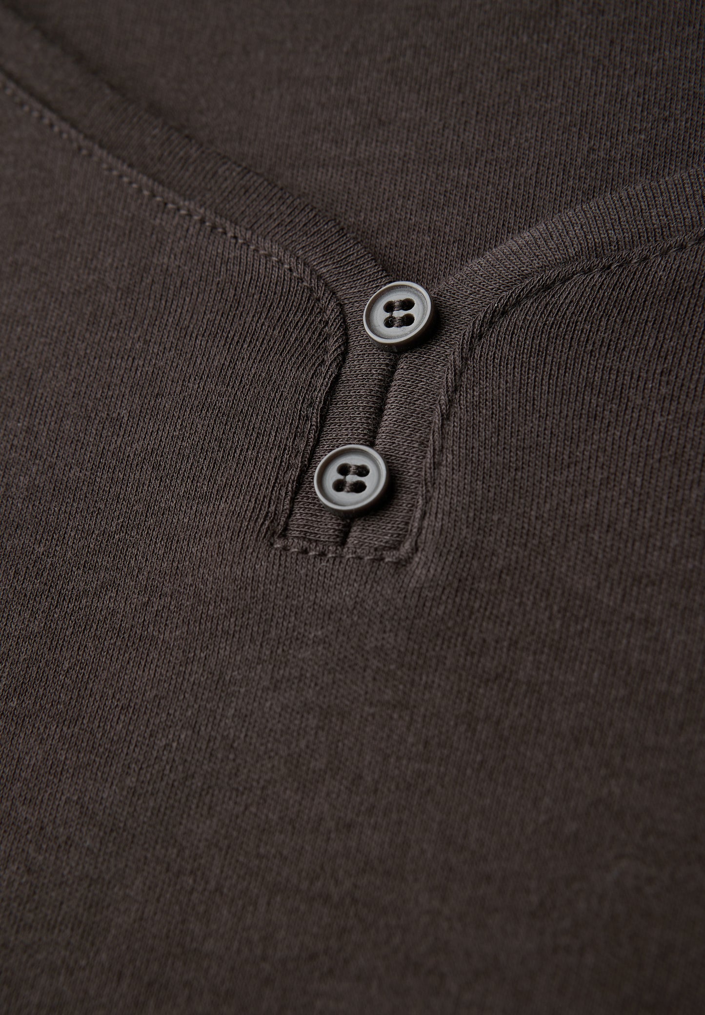 Street One Basic Shirt mit Knopfdetail - Farbe: deep roast brown