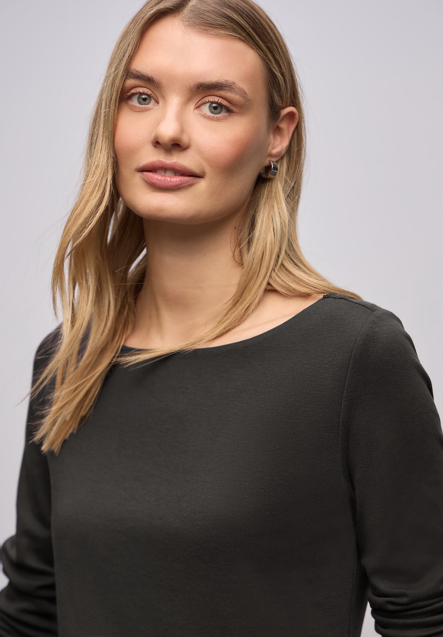 Street One - Basic Langarmshirt - Farbe: darkest brown