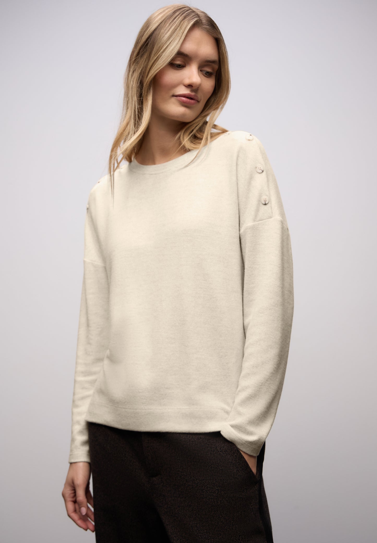 Street One - Softes Shirt mit Knöpfen - Farbe: cotton beige mel.
