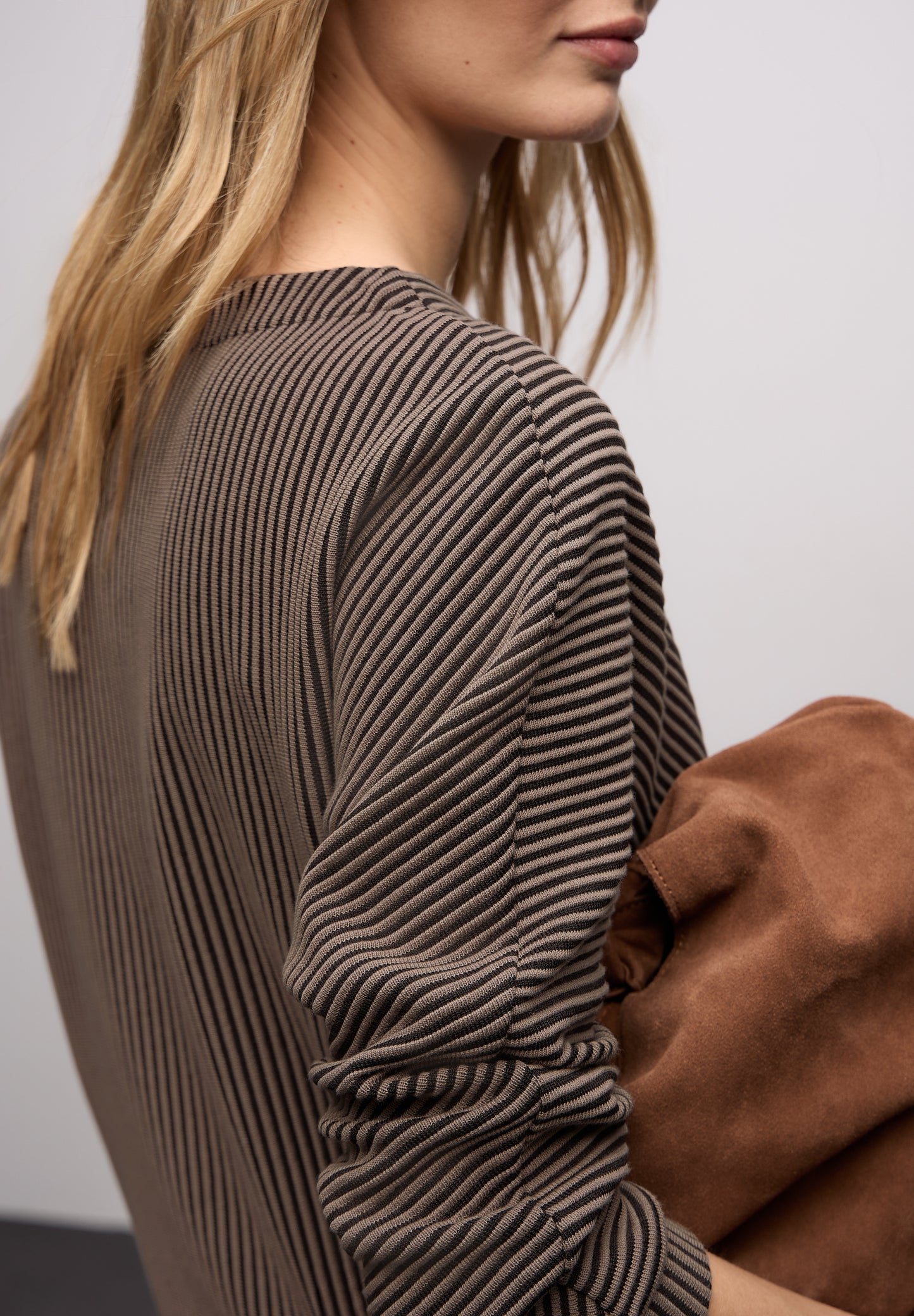 Street One - Two-Tone Strukturshirt - Farbe: darkest brown