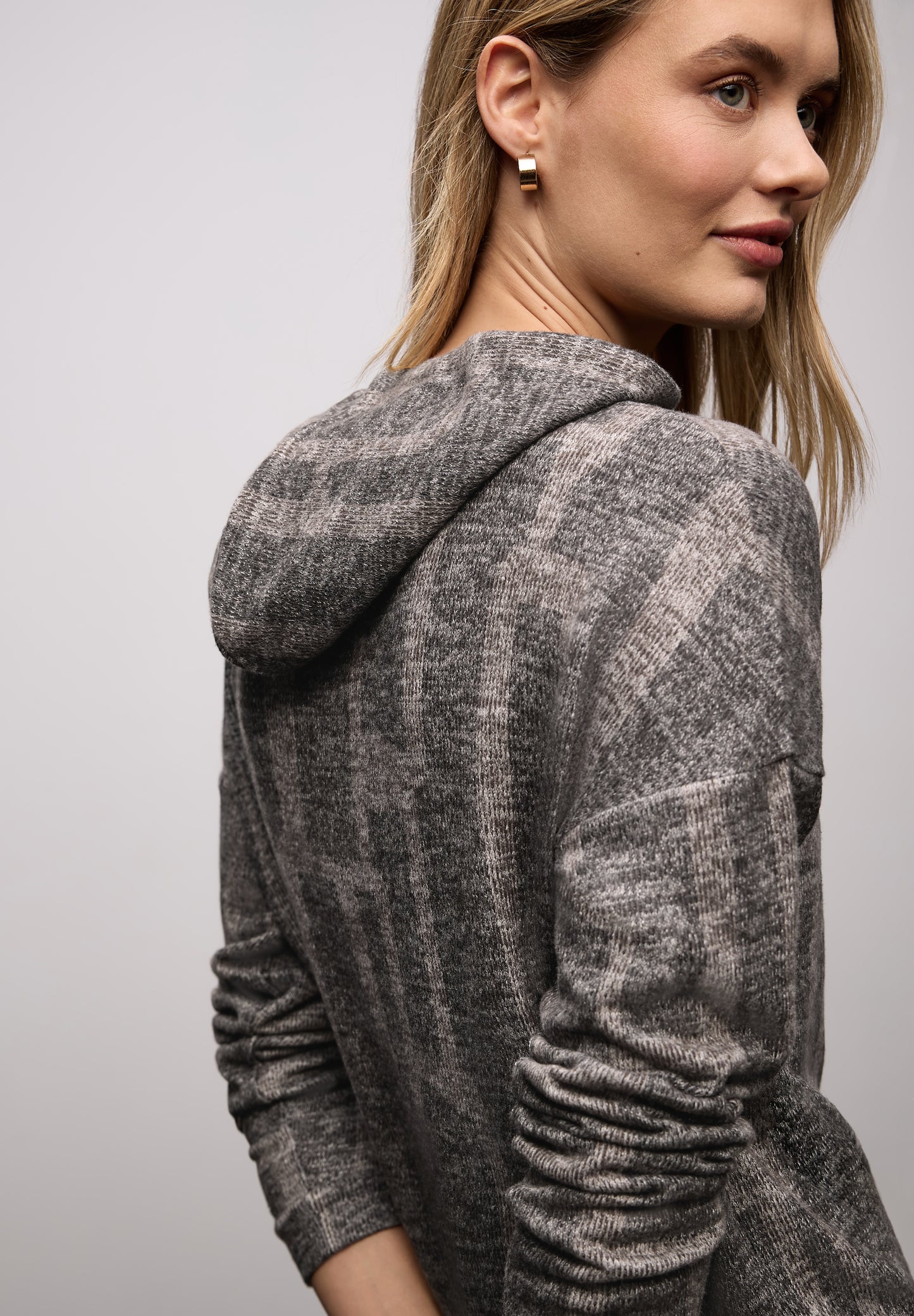 Street One - Gemusterter Hoodie Shirt - Farbe: darkest brown