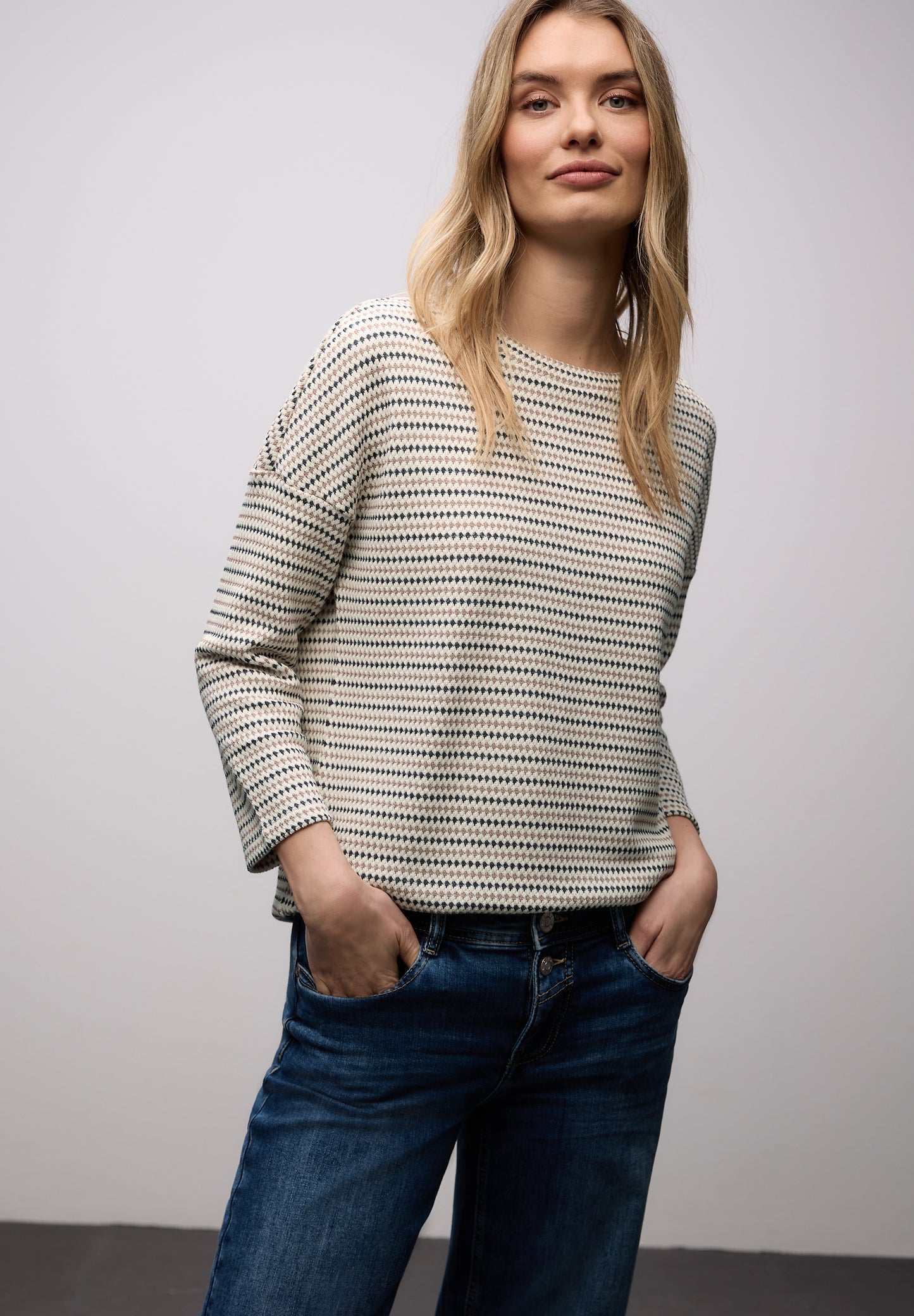 Street One - Gestreiftes Shirt - Farbe: off white